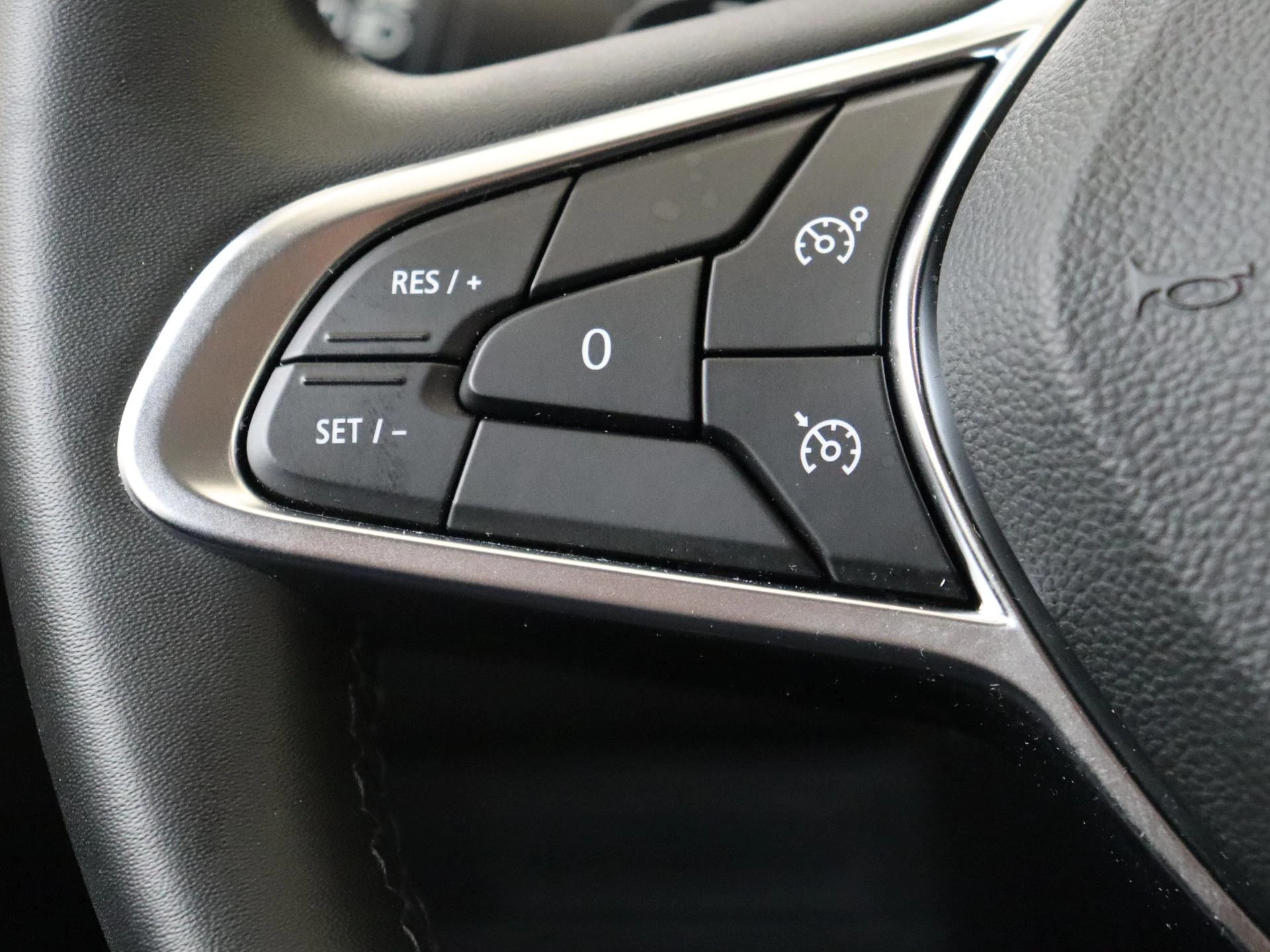 Renault-Captur-image-11