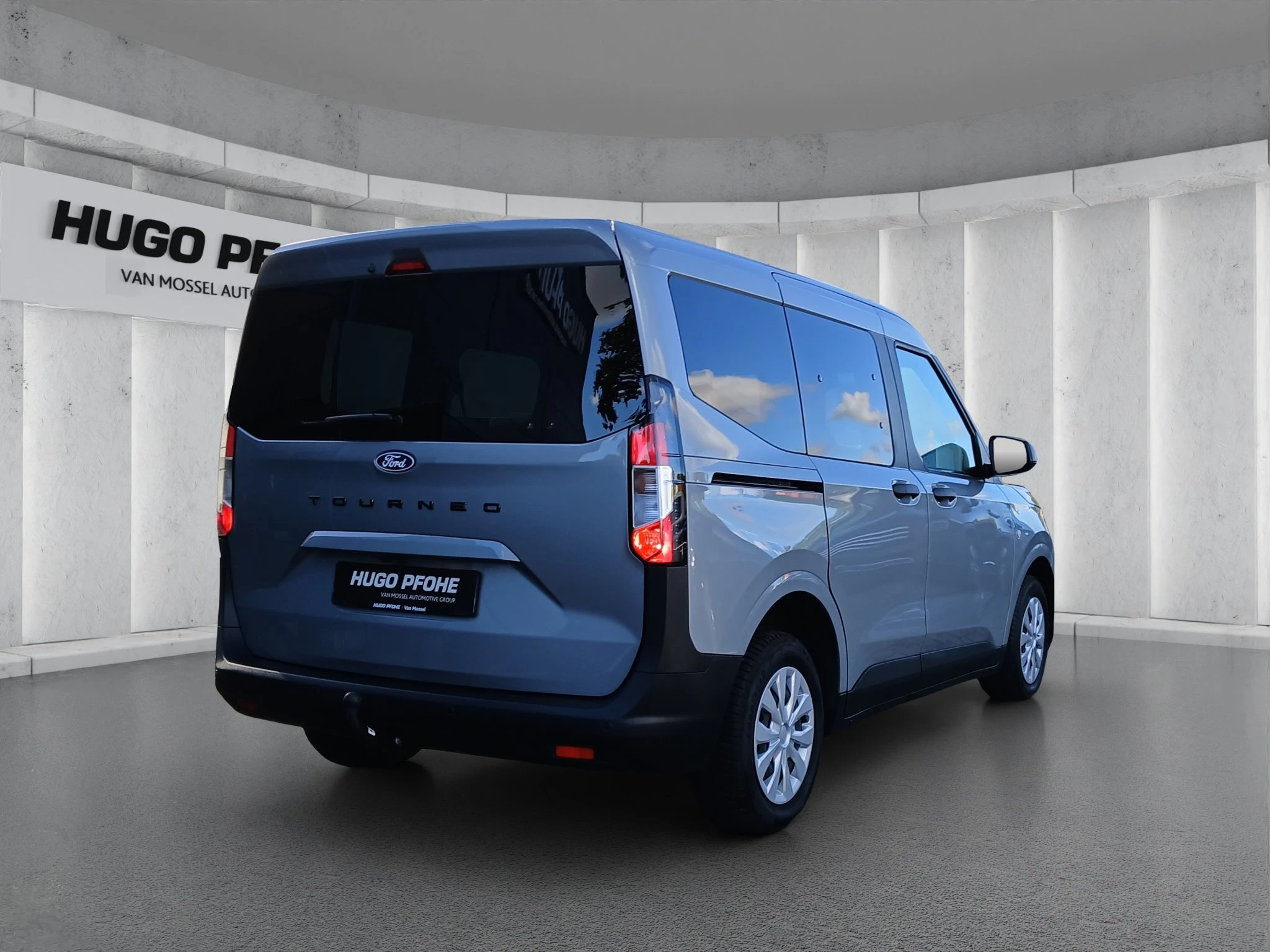 Ford-Tourneo Courier-image-4