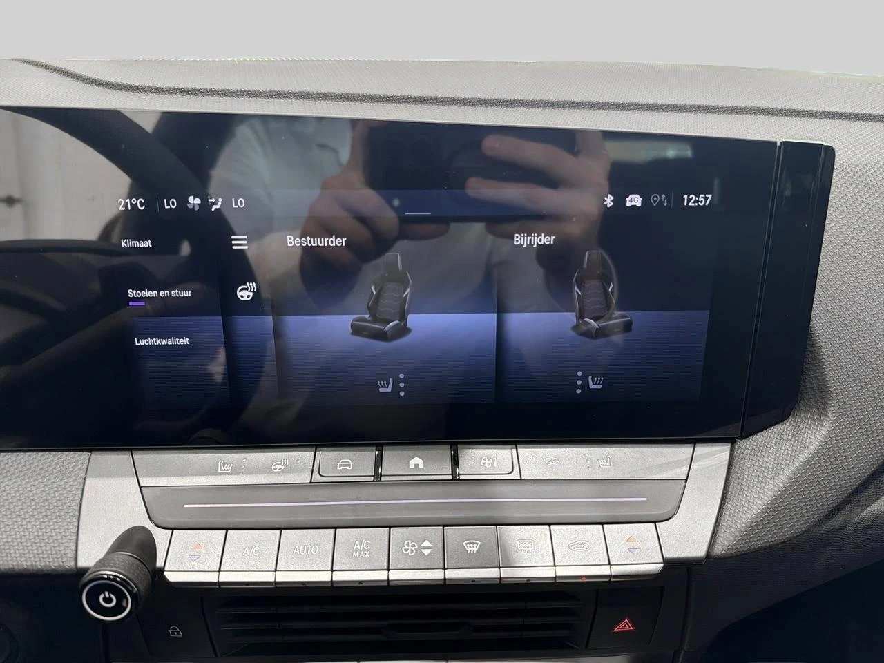 Opel-Astra-image-15