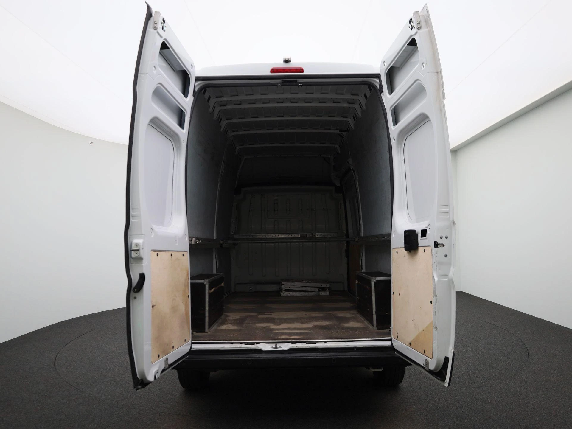 Fiat-E-Ducato-image-11