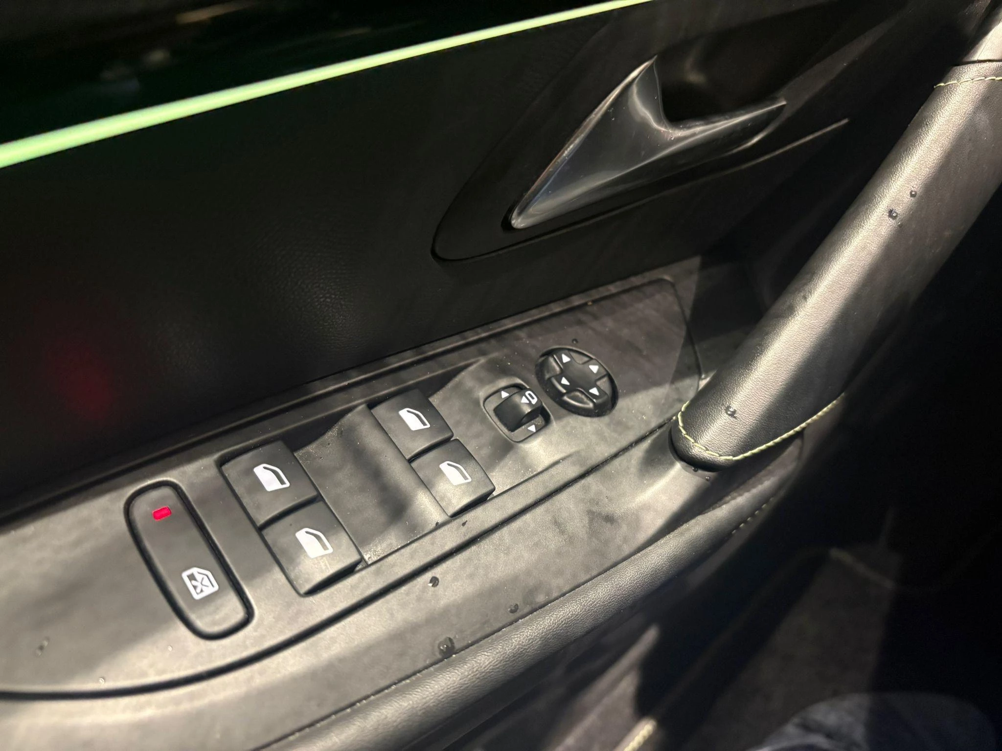 Peugeot-208-image-10