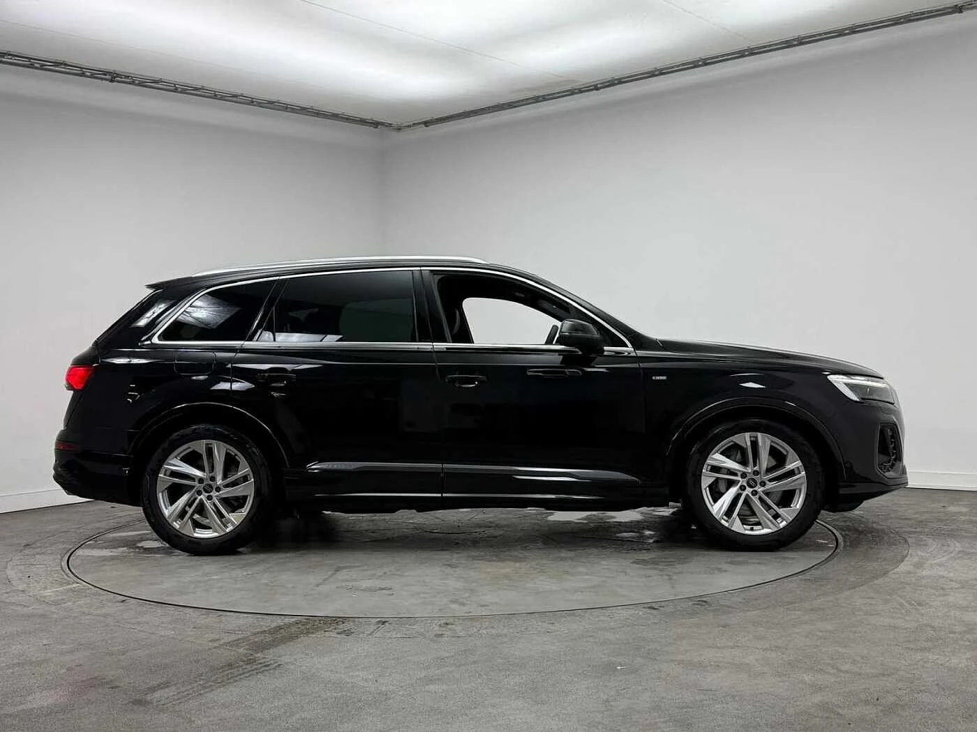 Audi-Q7-image-10