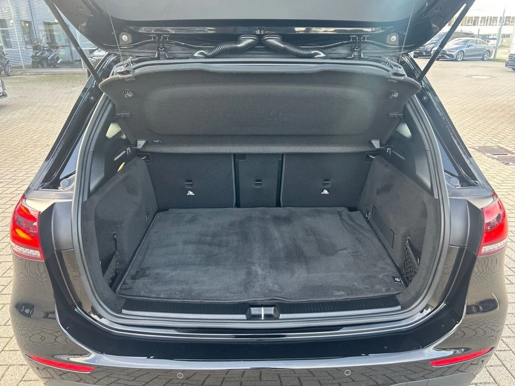 Mercedes-Benz-B-Klasse 200-image-12