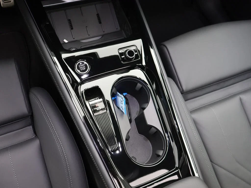 Audi-Q3-image-15