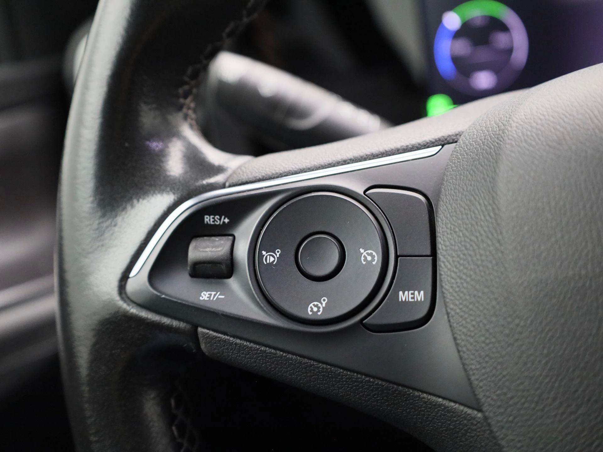 Opel Mokka-e BEV 50kWh e-Elegance