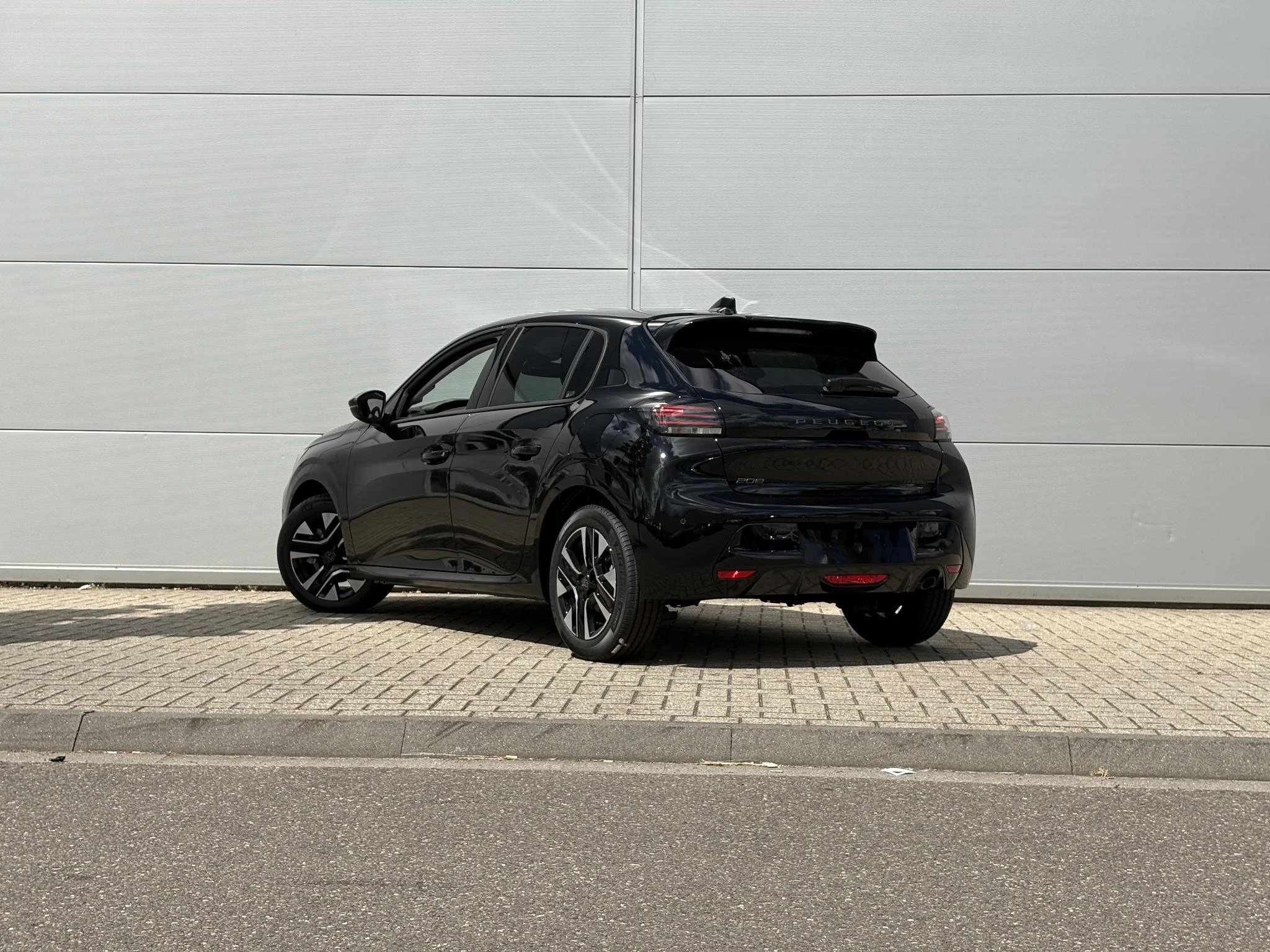 Peugeot-208-image-3