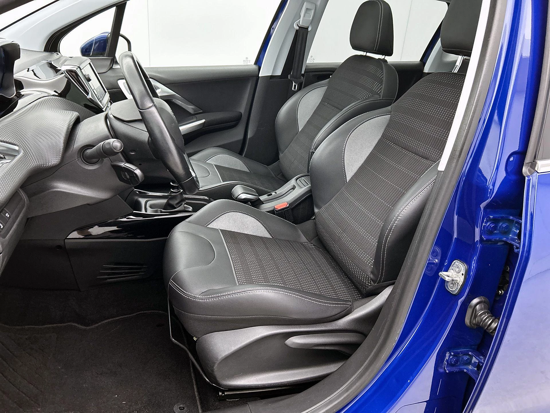 Peugeot 2008 1.2 PureTech Allure