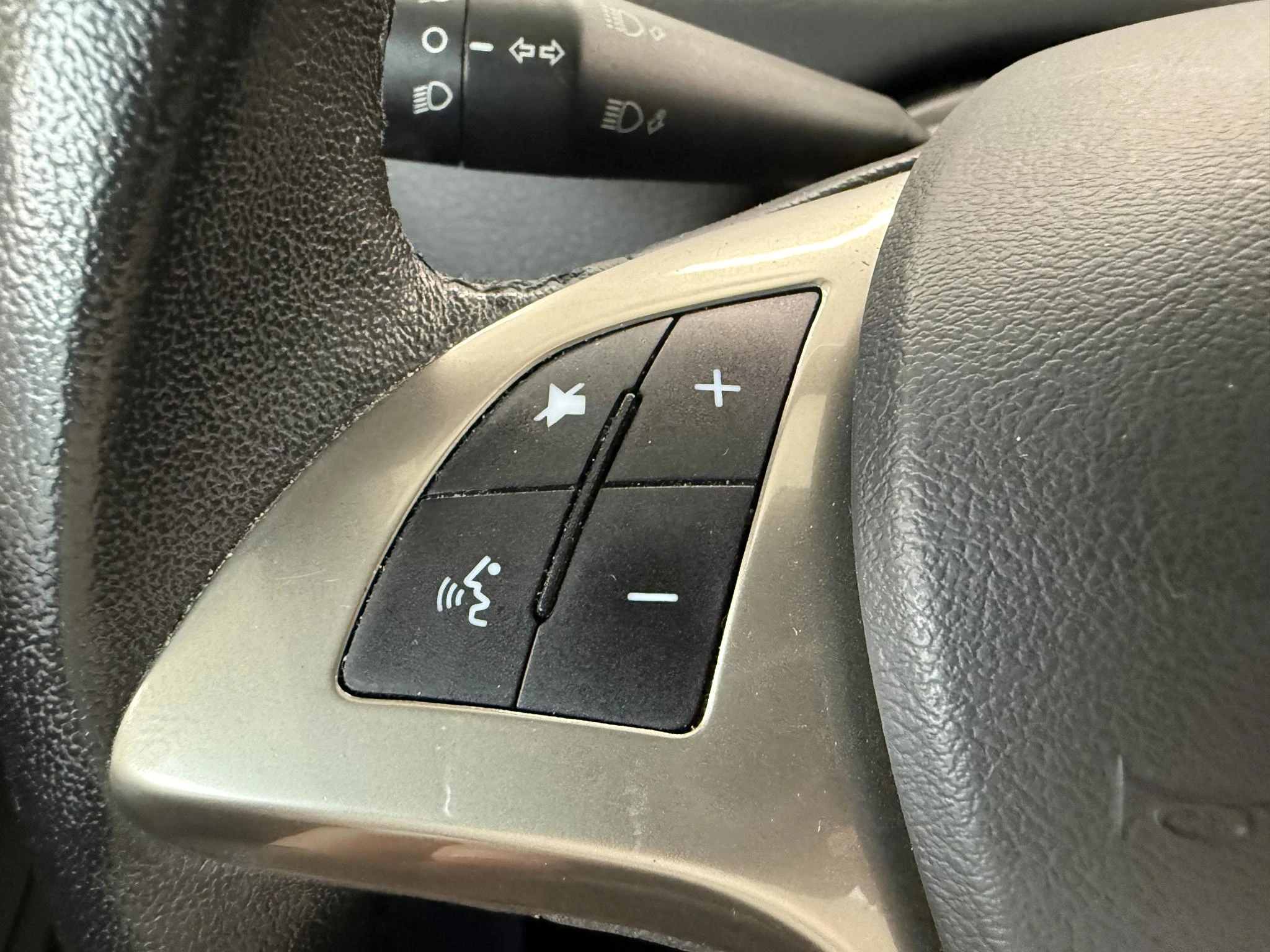 Lancia-Ypsilon-image-13