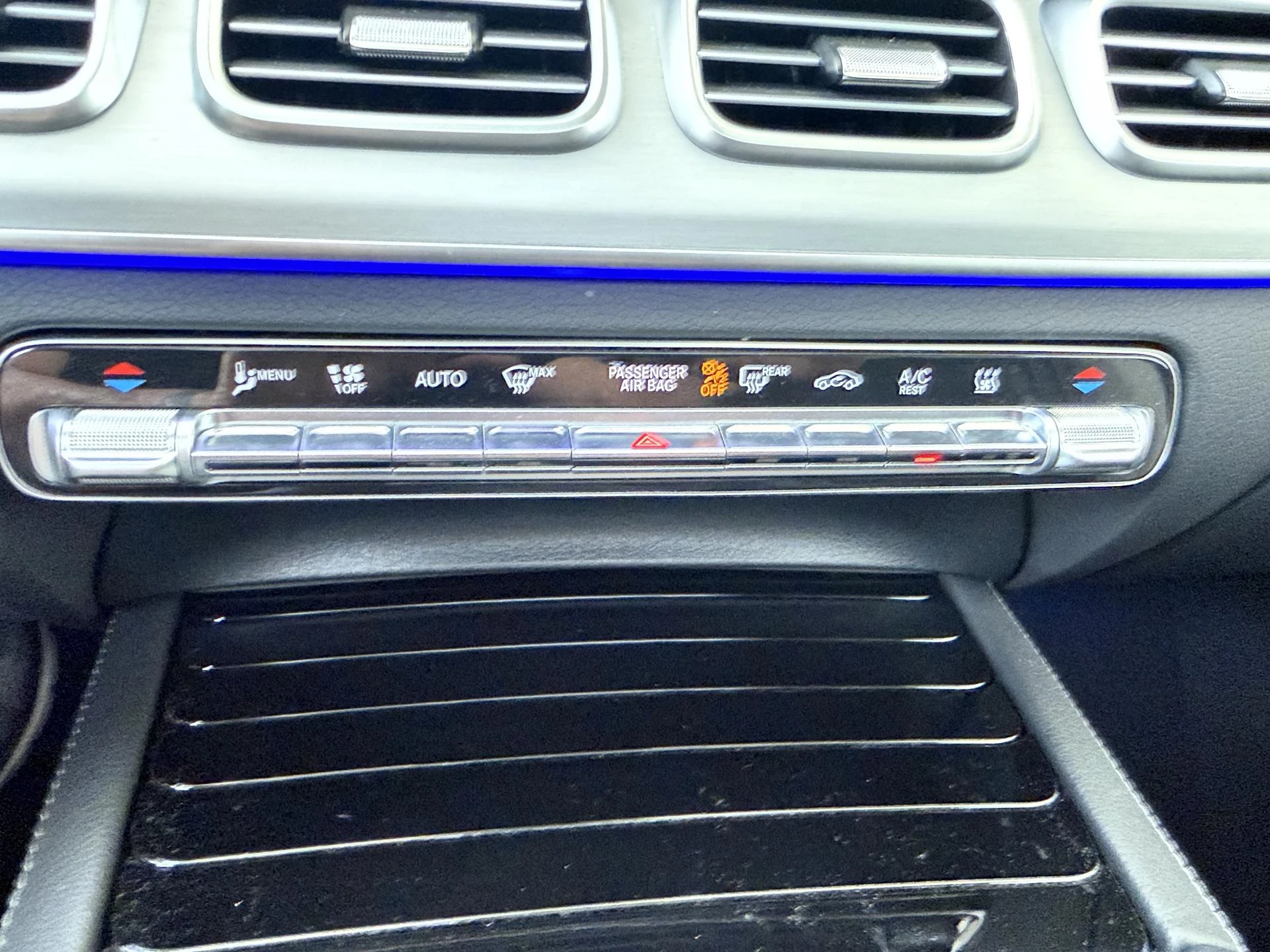 Mercedes-Benz-GLE-image-20
