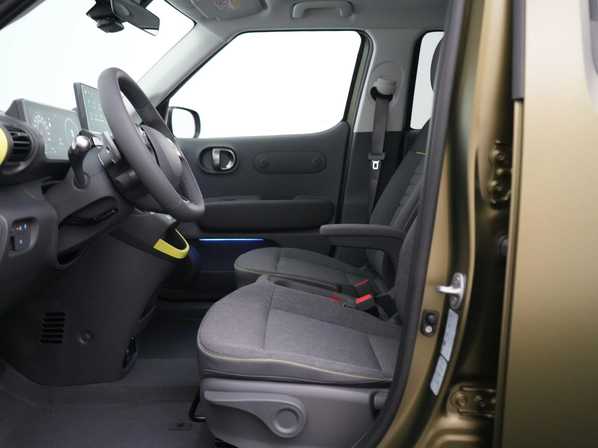 Hyundai-Inster-image-36