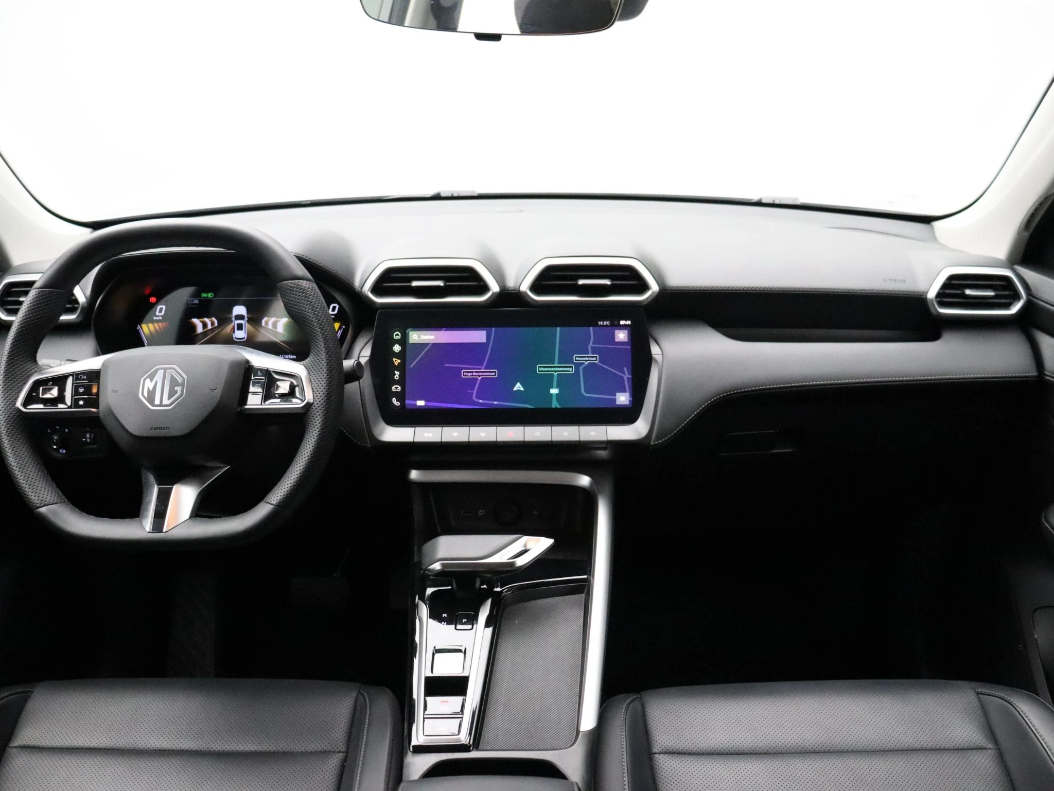 MG-ZS-image-13