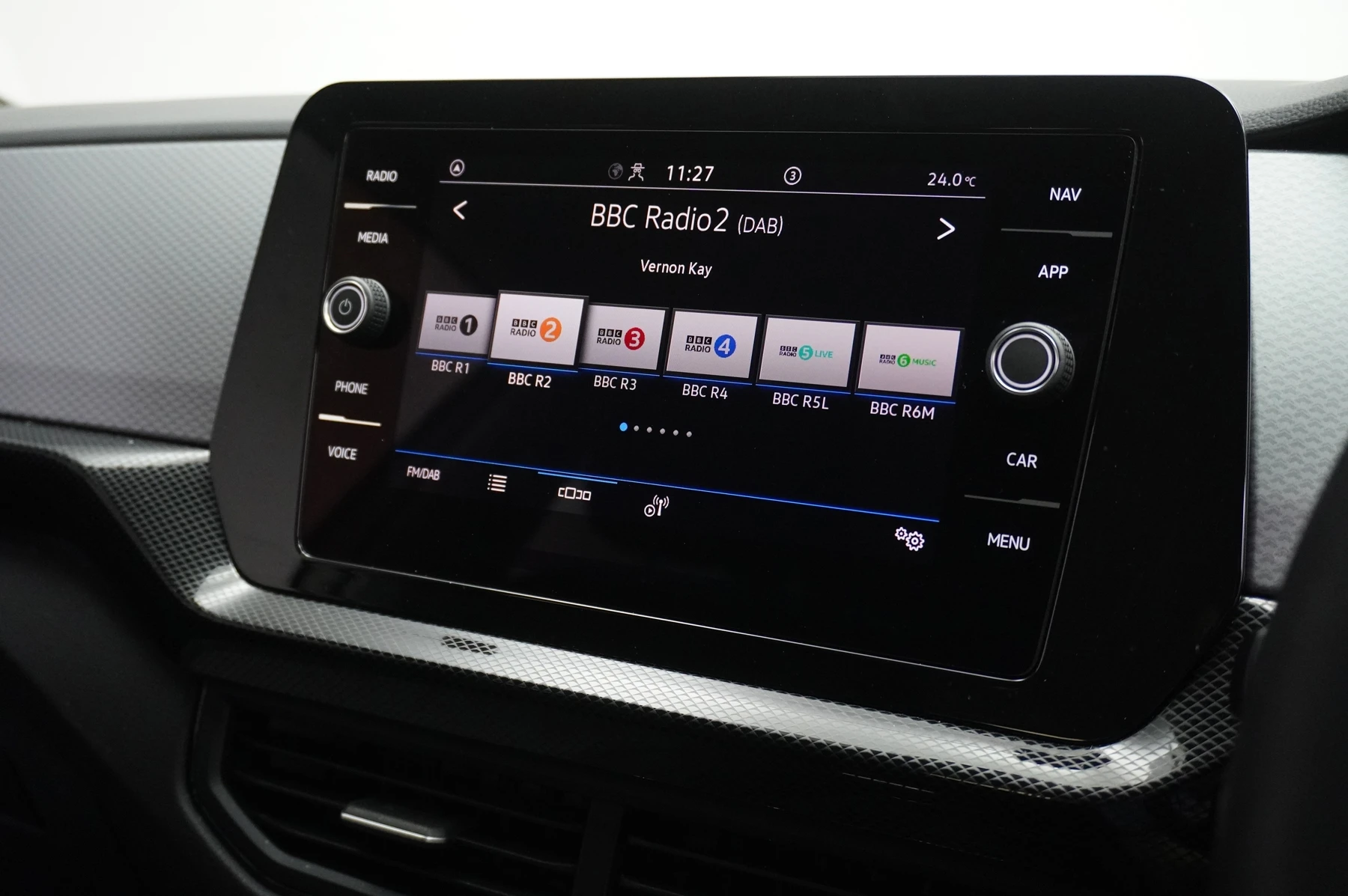 Volkswagen-T-Cross-image-25