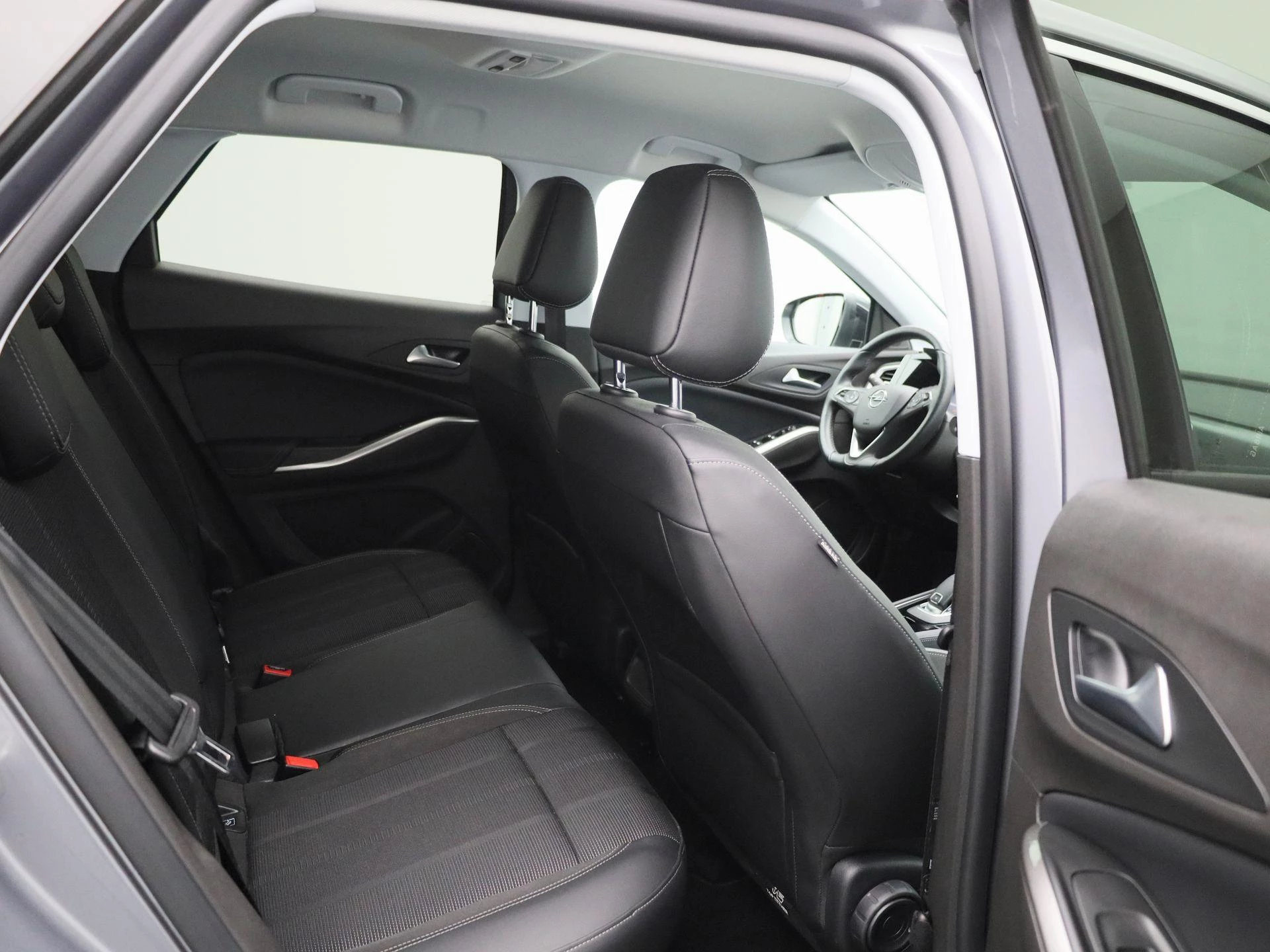 Opel-Grandland-image-30