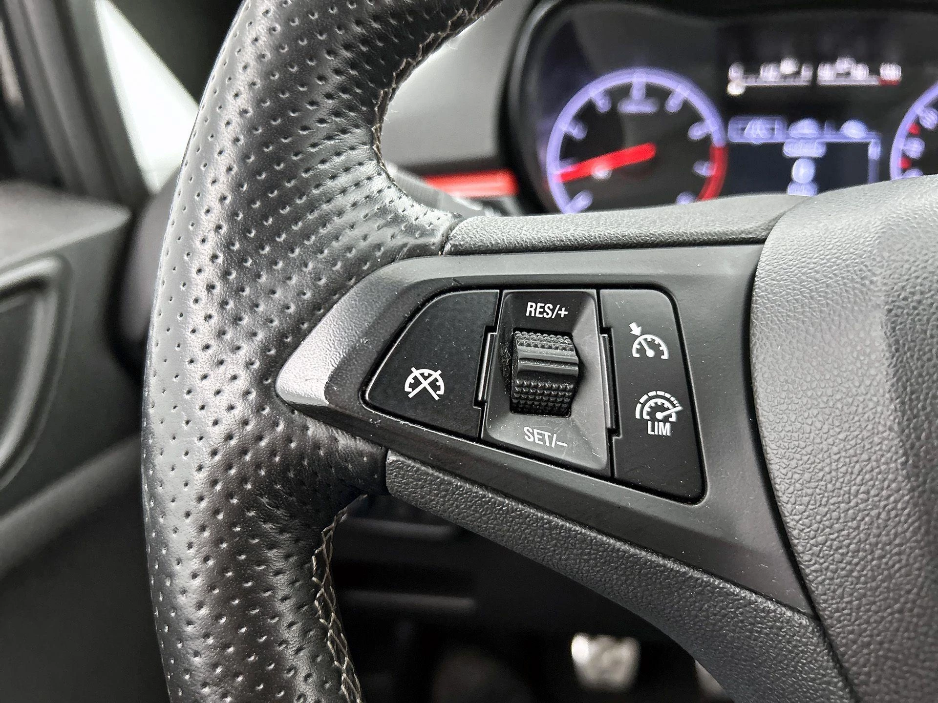 Opel-Corsa-image-9