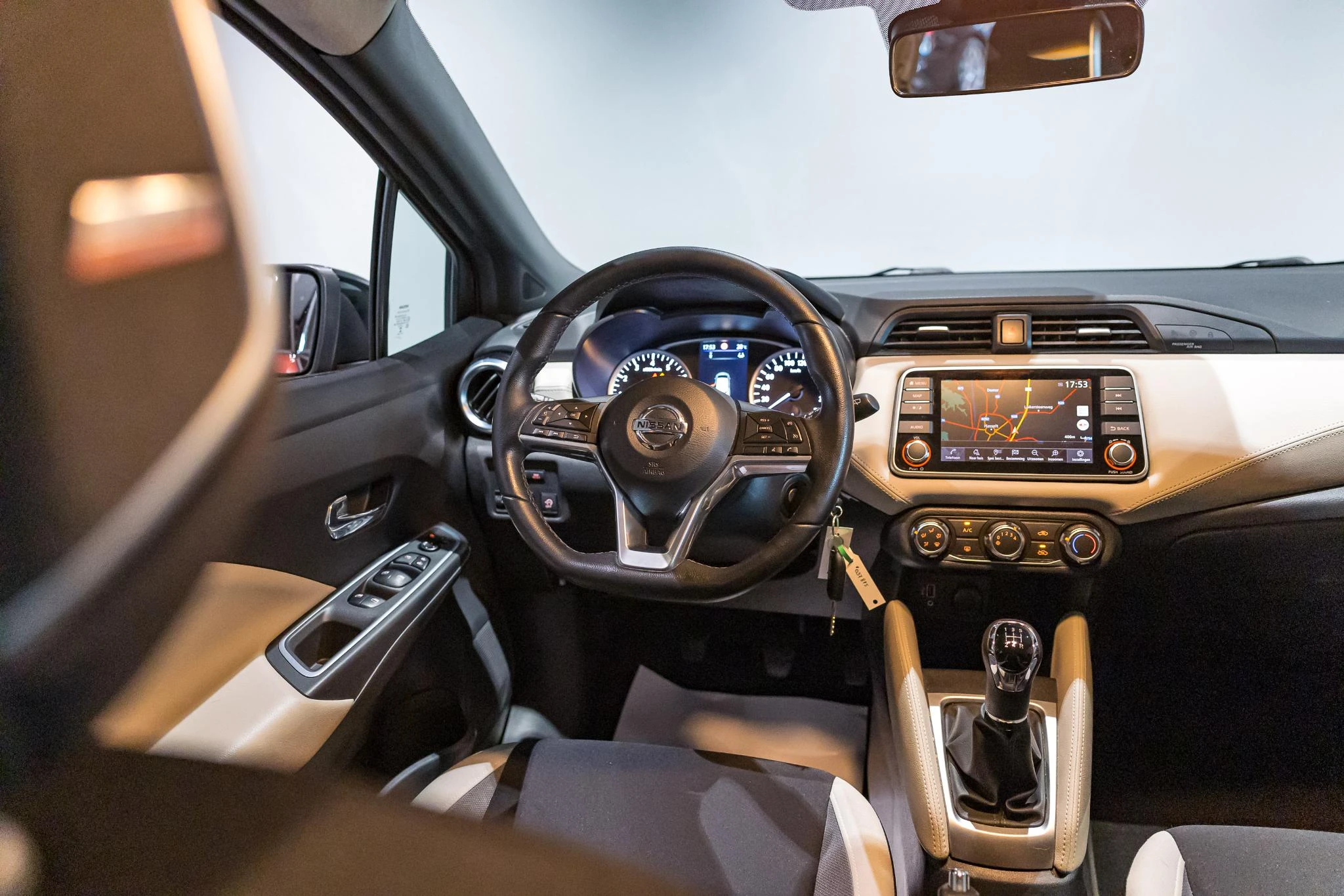 Nissan-Micra-image-16