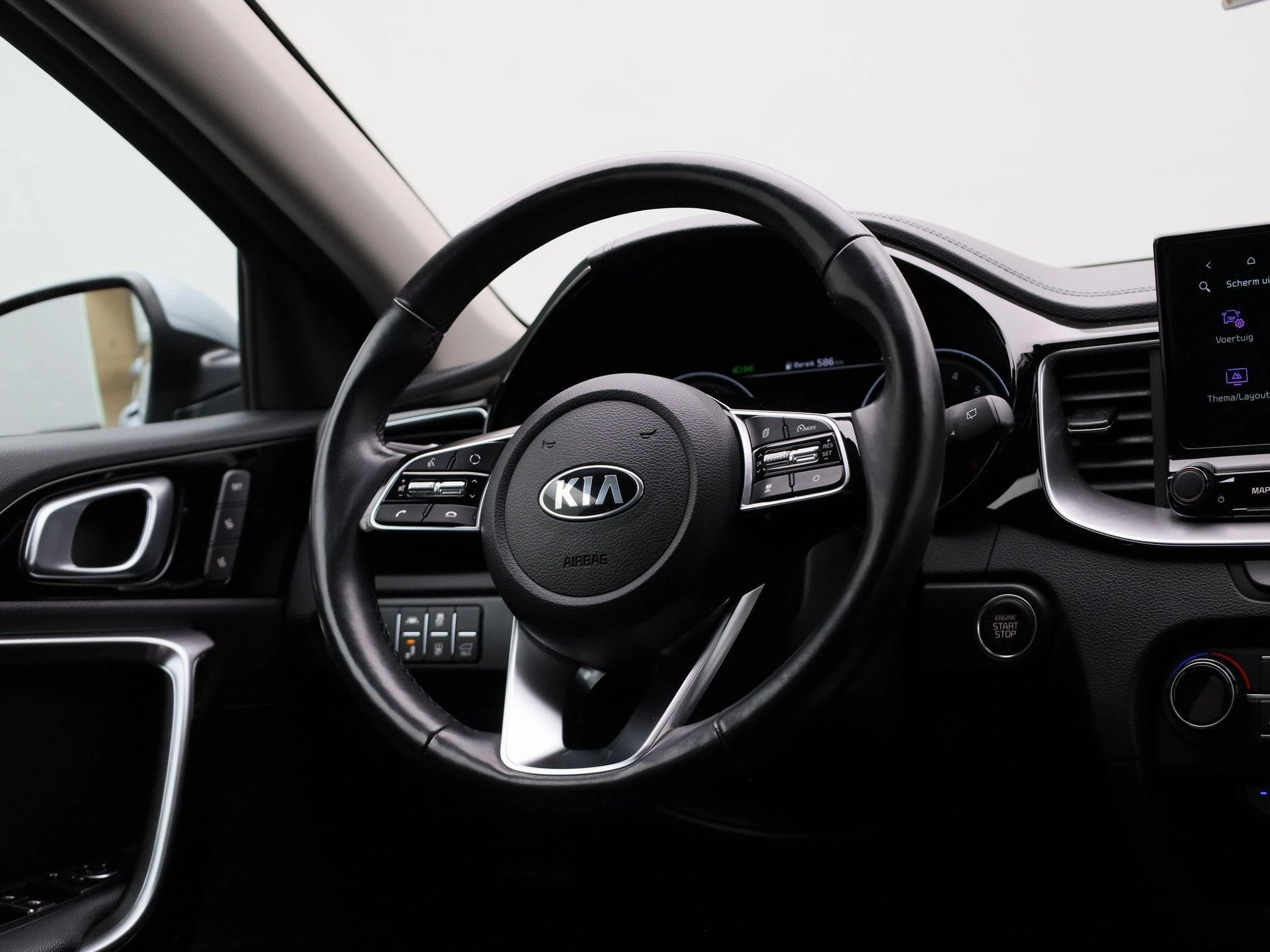 Kia-Ceed Sportswagon-image-41
