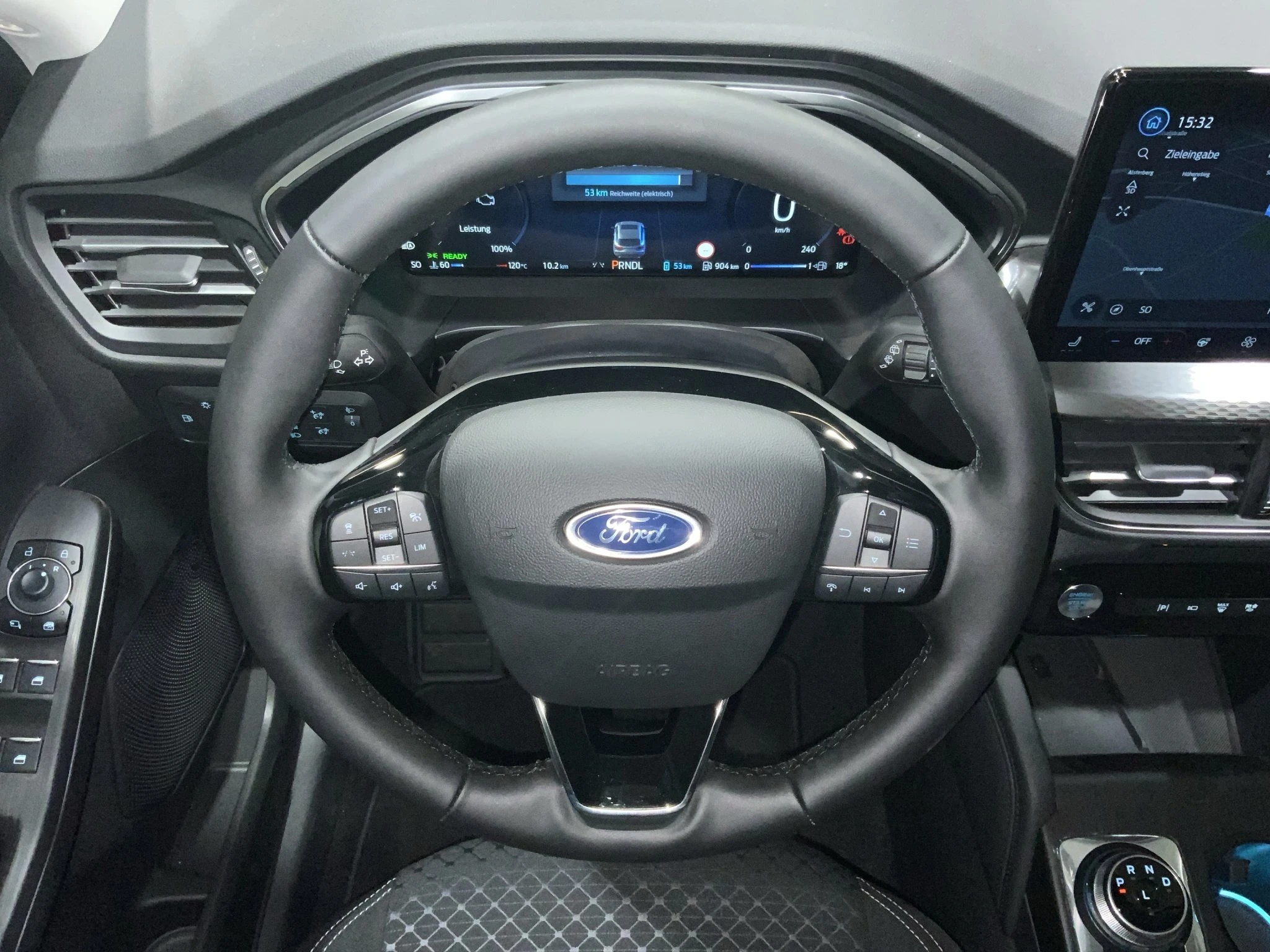 Ford-Kuga-image-12