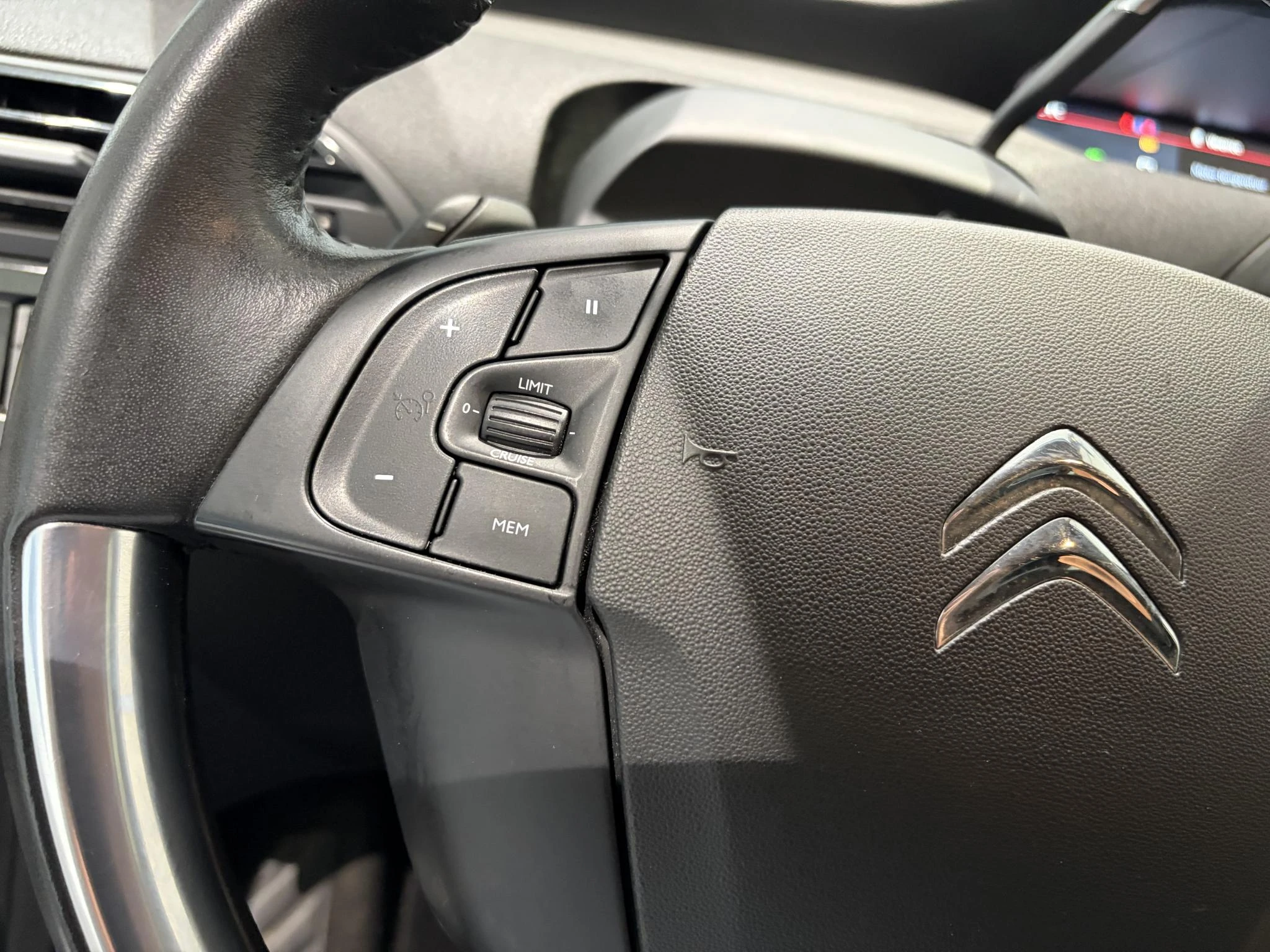 Citroën-C4 Spacetourer-image-11