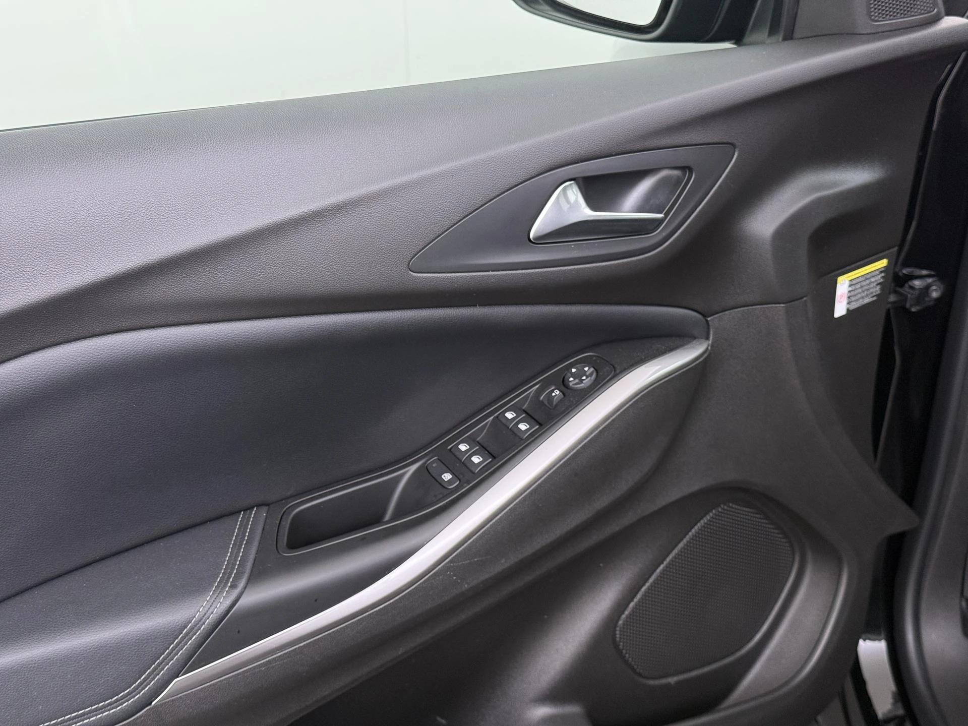Opel-Grandland-image-9