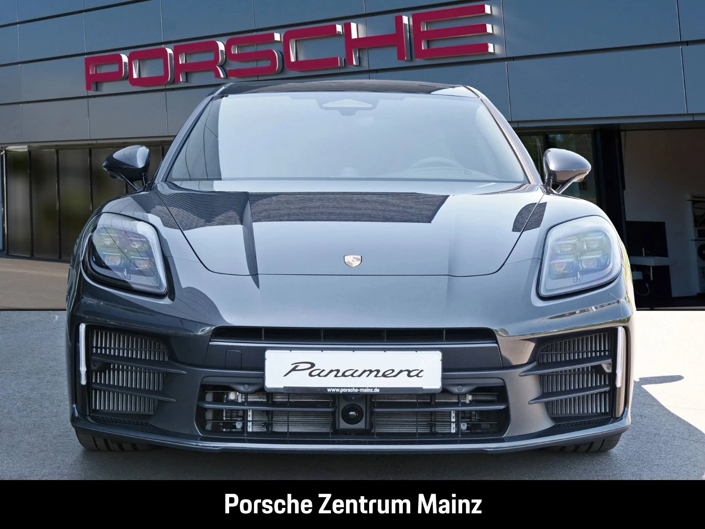 Porsche-Panamera-image-7