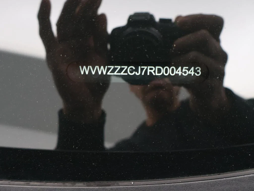 Volkswagen-Passat-image-6