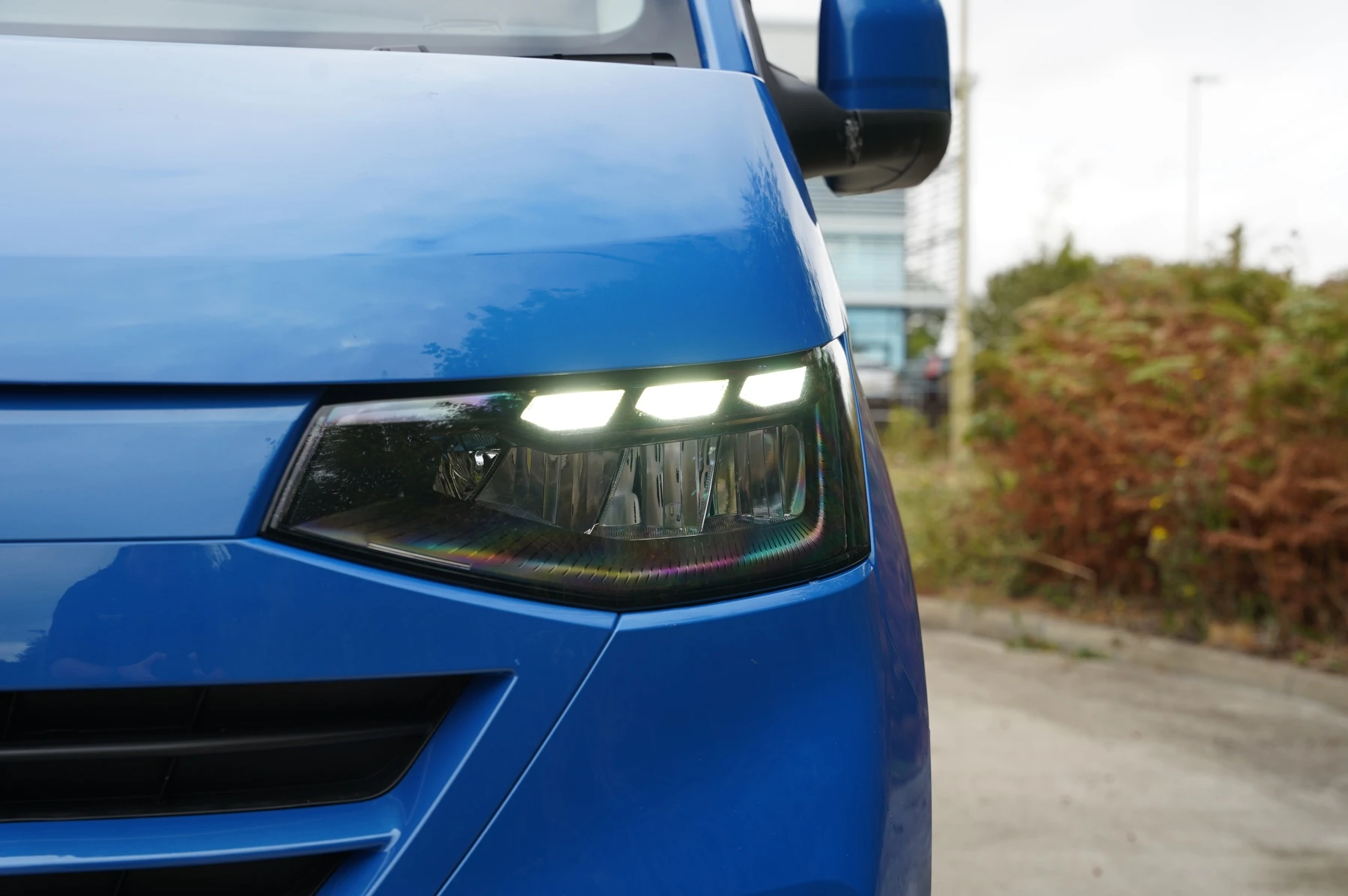 Volkswagen-Transporter-image-42