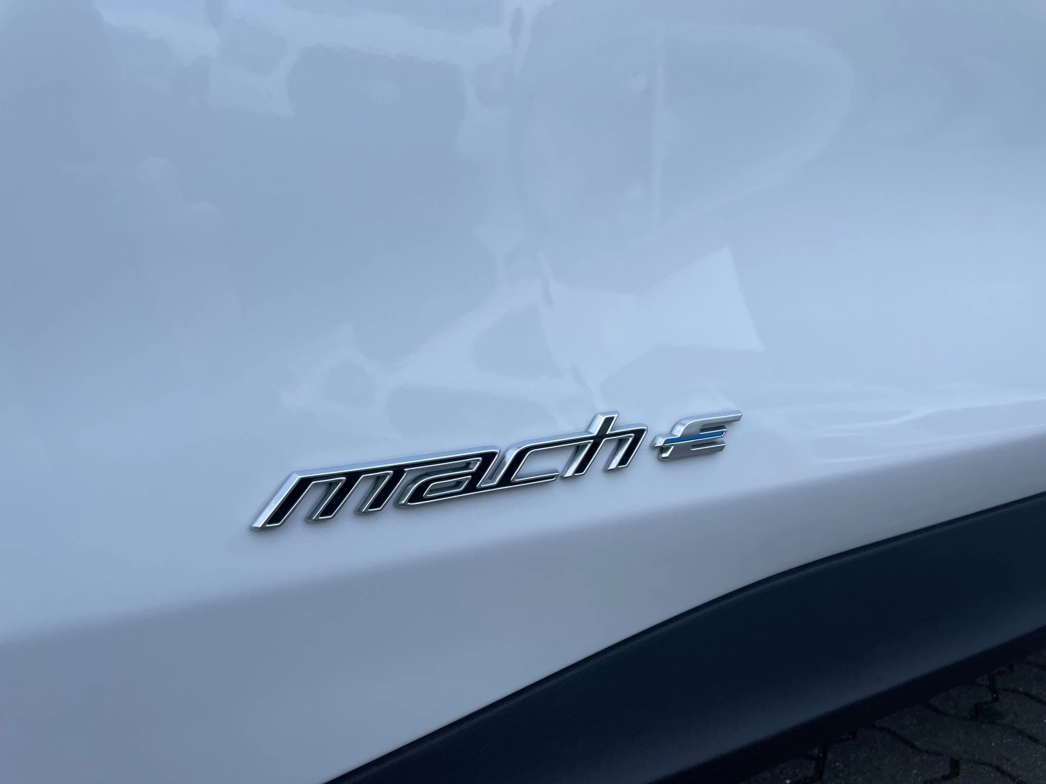 Ford Mustang Mach-E Premium Extended Range RWD