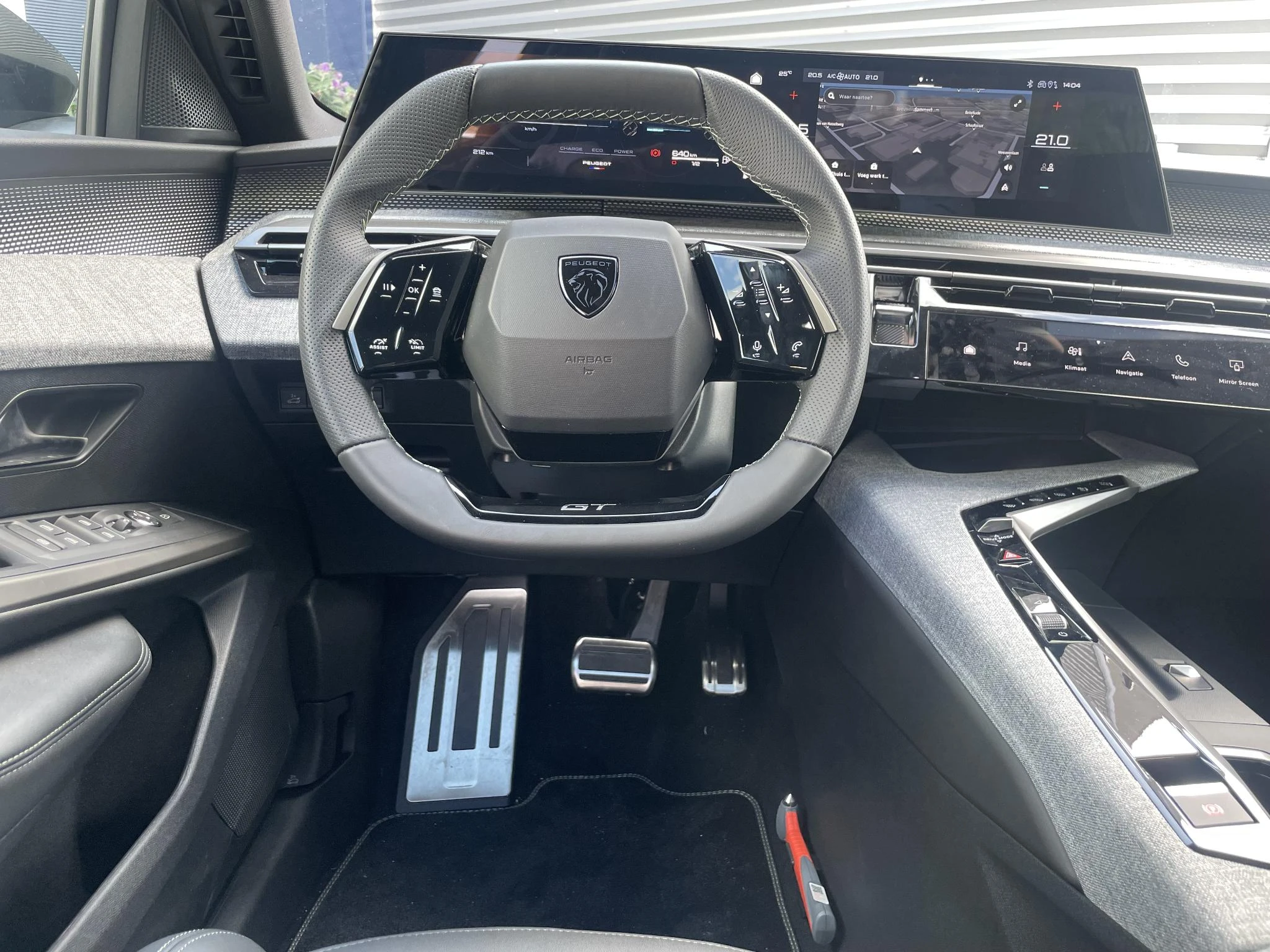 Peugeot-5008-image-10