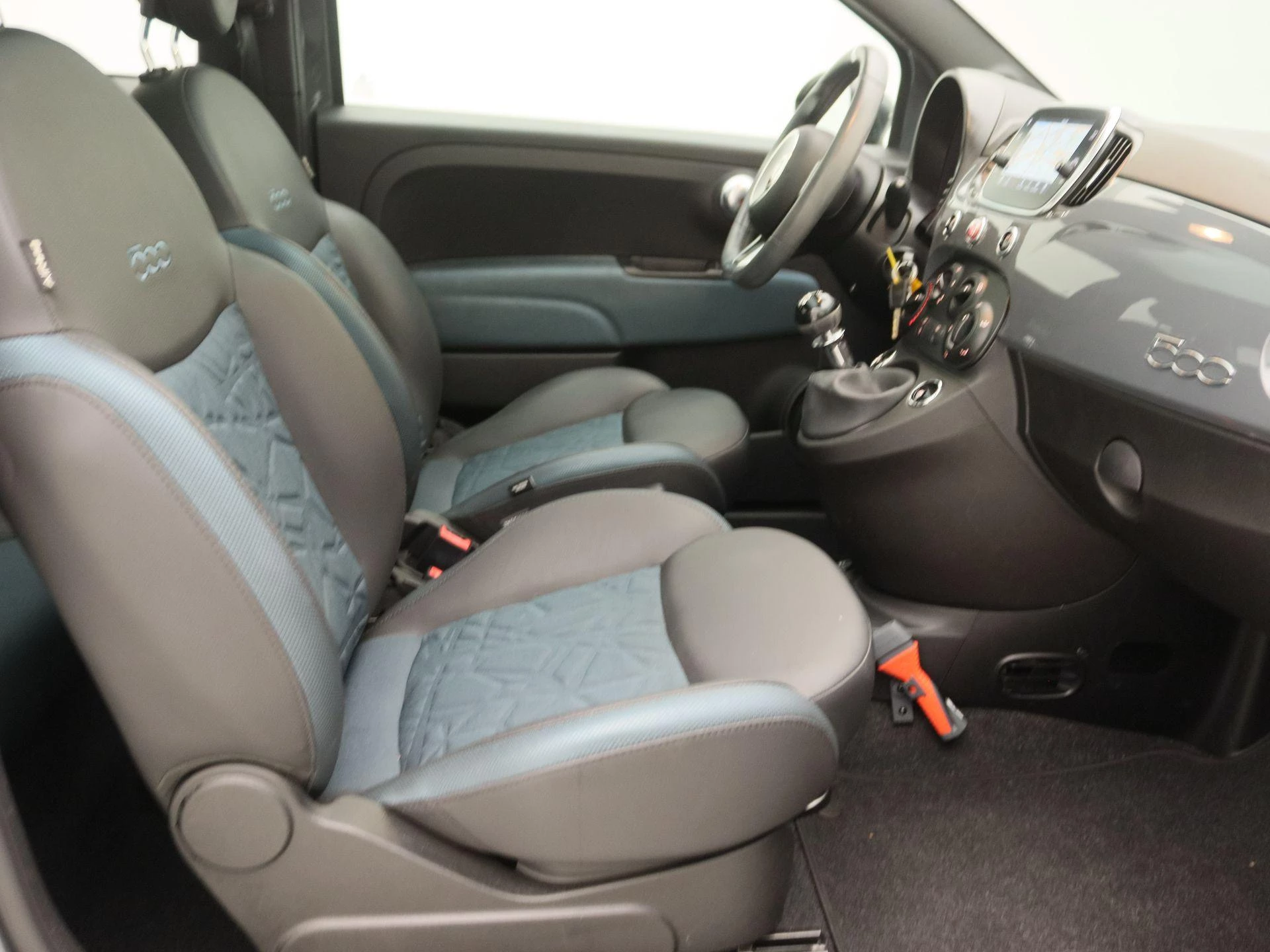 Fiat 500 1.0 Hybrid Launch Edition