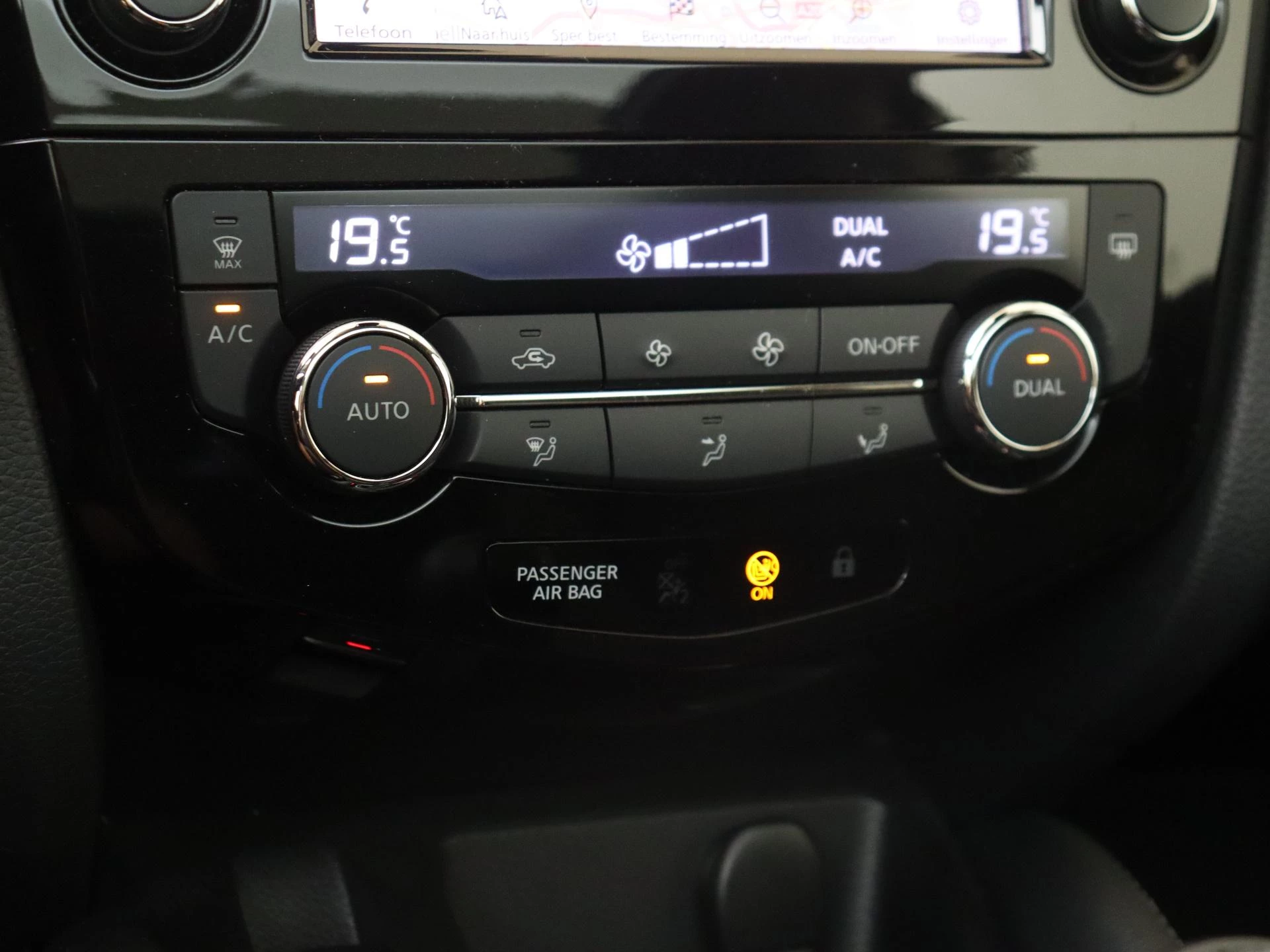 Nissan QASHQAI 1.3 DIG-T Design Edition