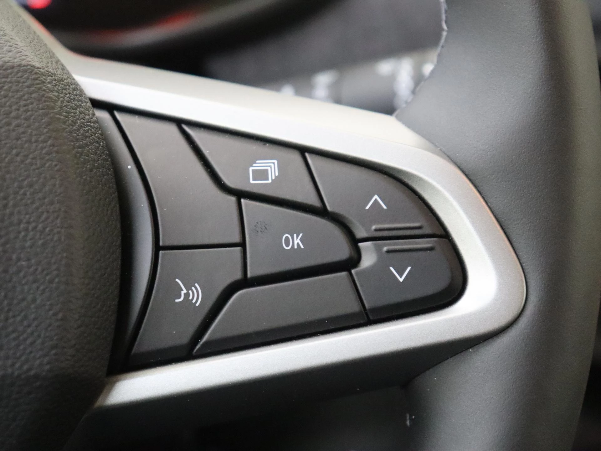 Dacia-Sandero Stepway-image-13