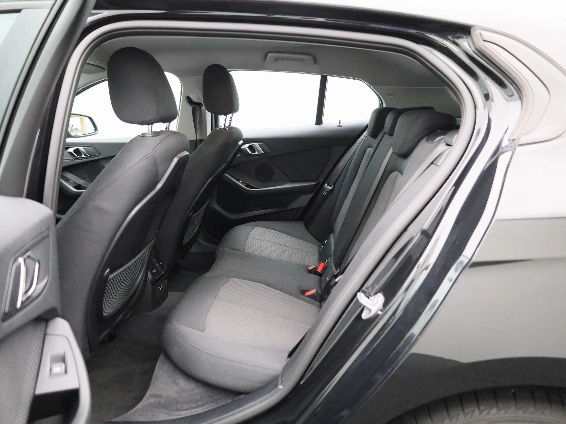 BMW-1 Reeks-image-9