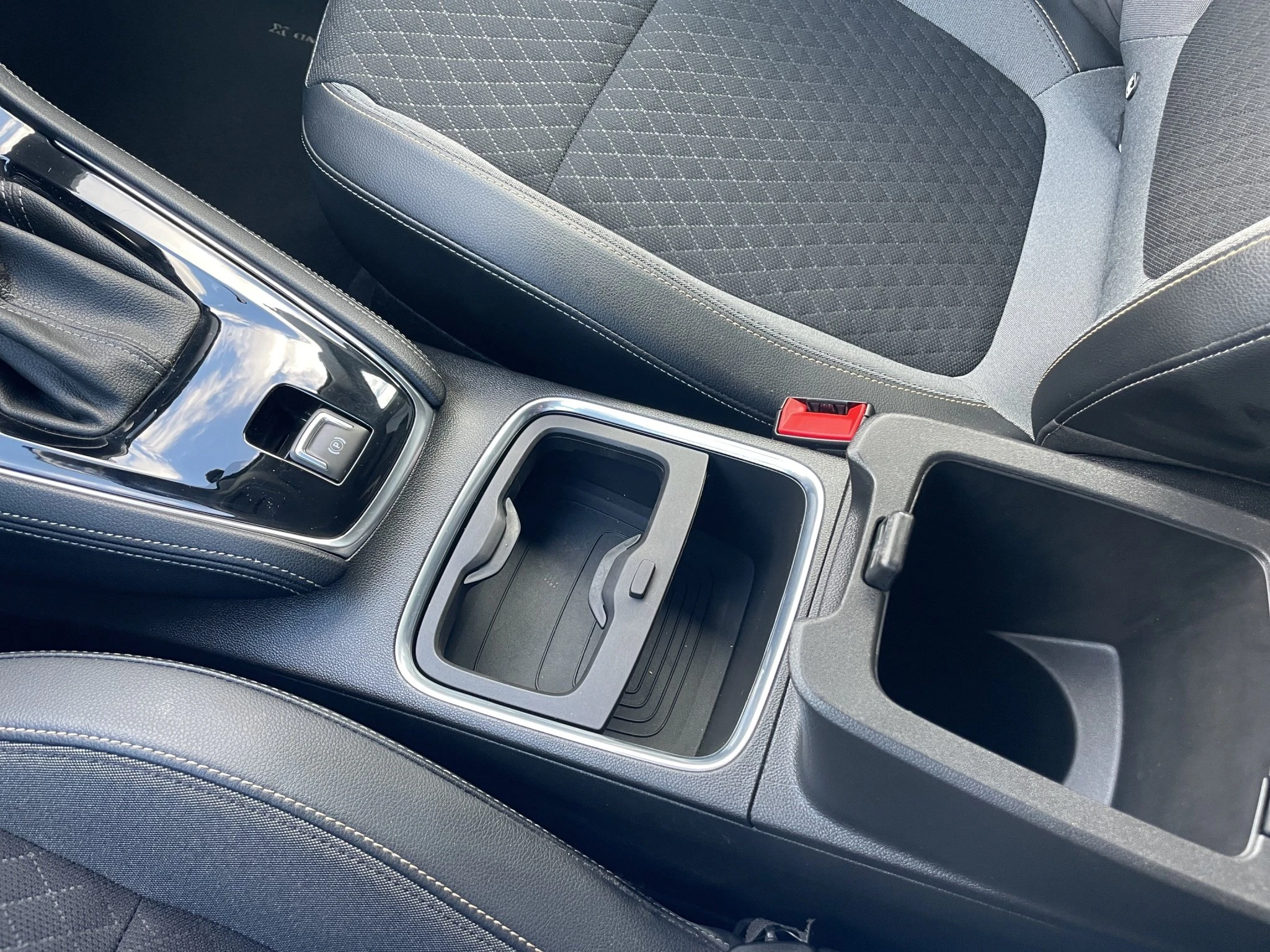 Opel-Grandland X-image-18