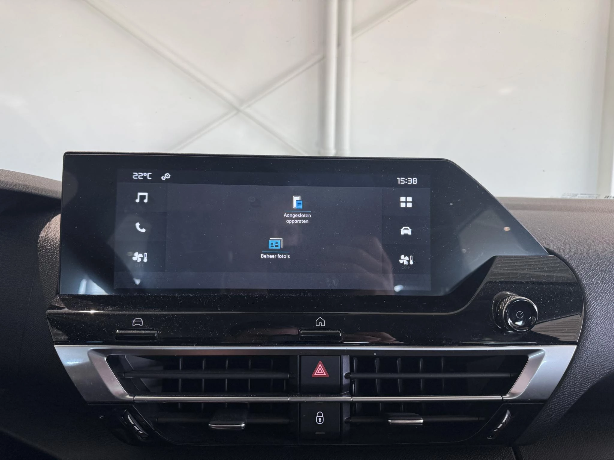 Citroën-ë-C4 X-image-21