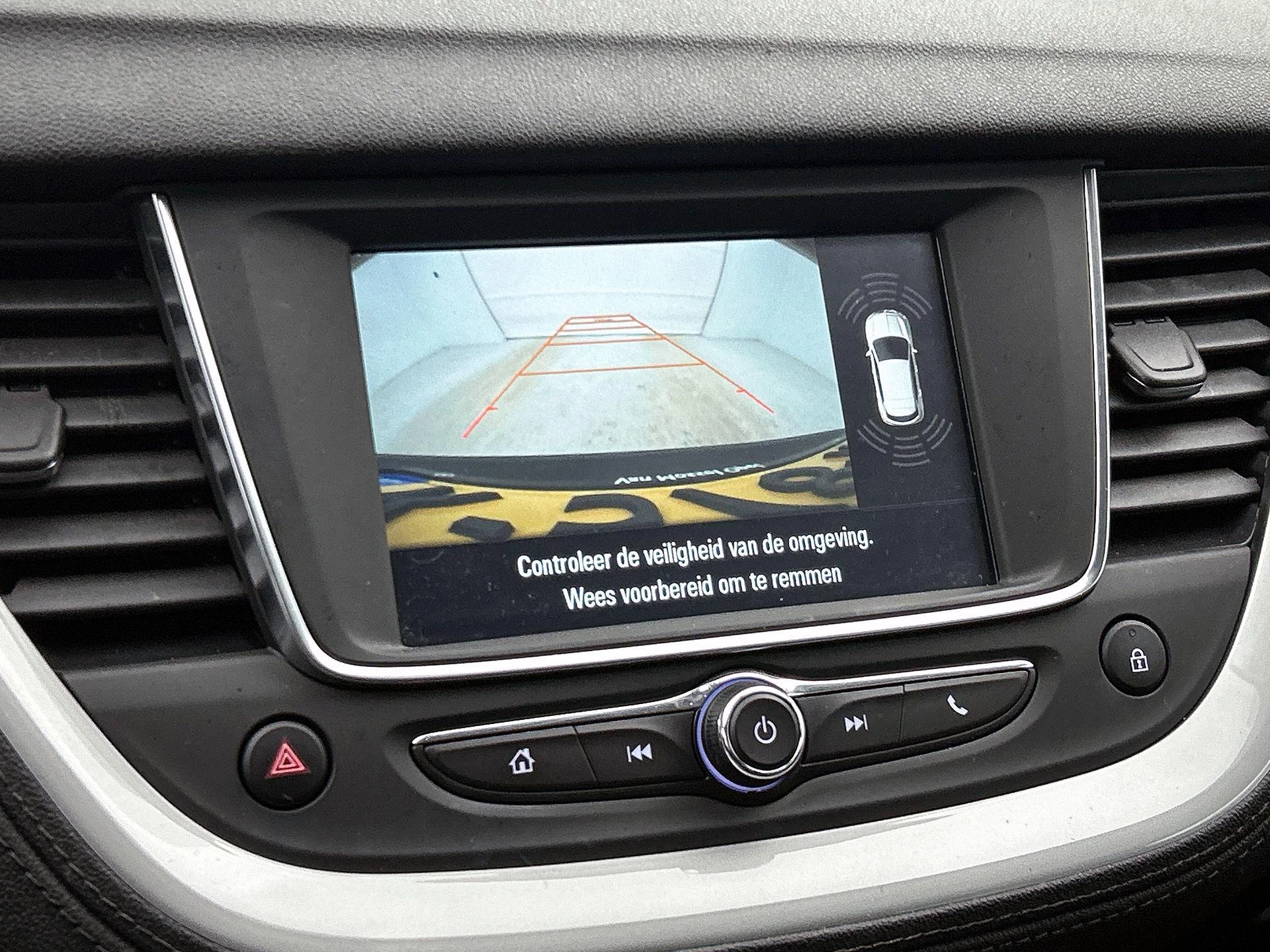 Opel-Grandland X-image-9