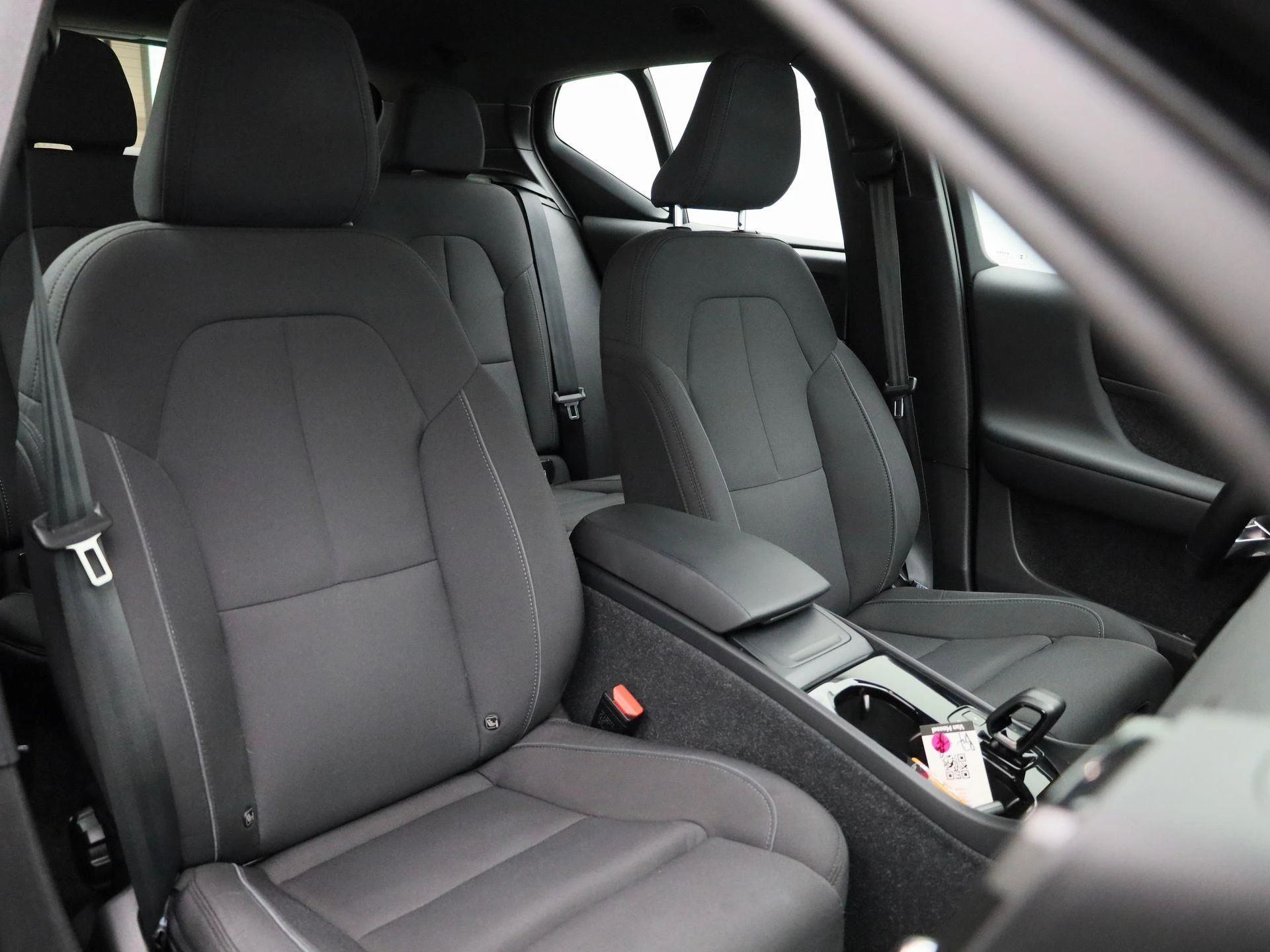 Volvo-XC40-image-35