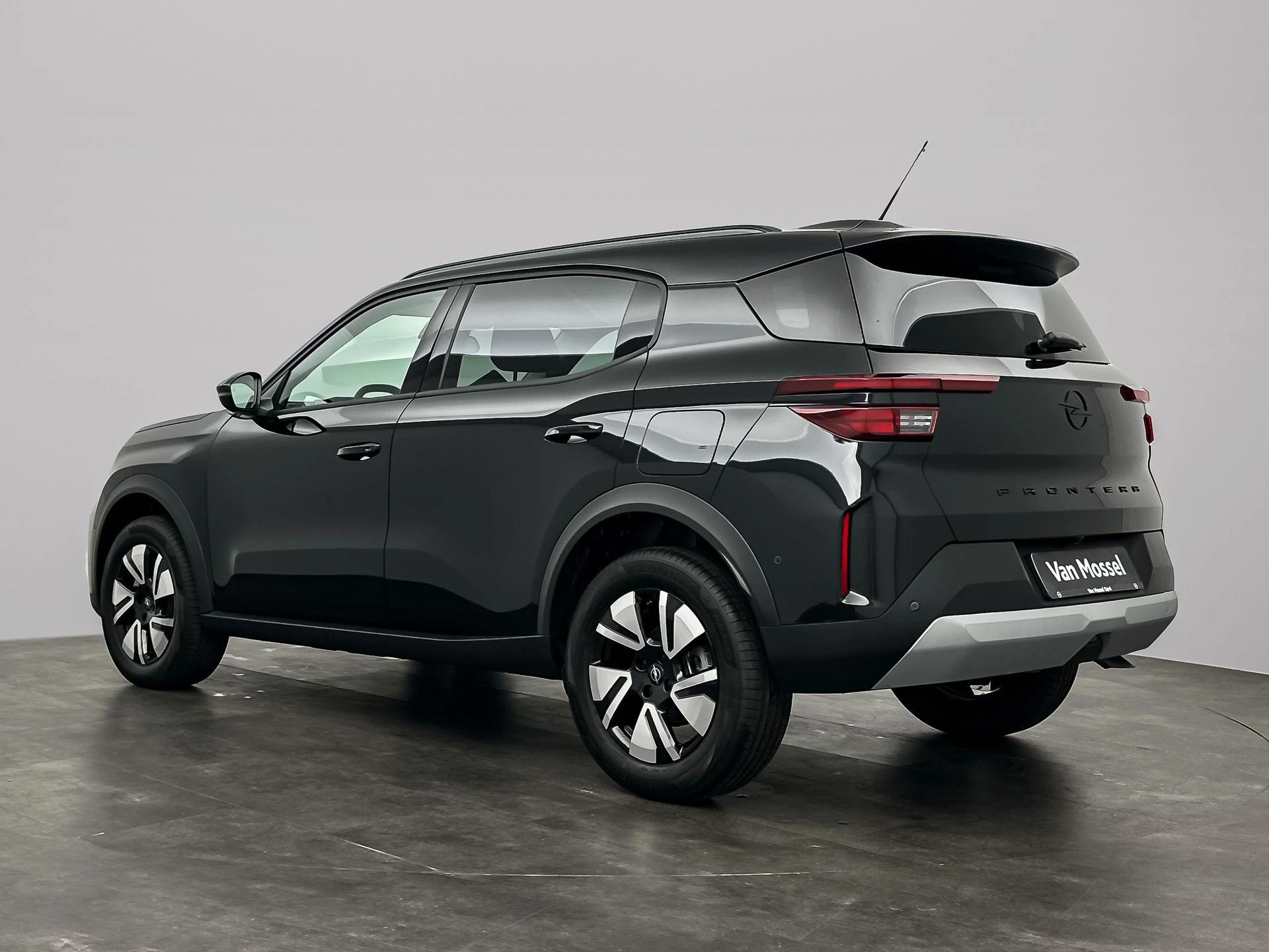 Opel-Frontera-image-6