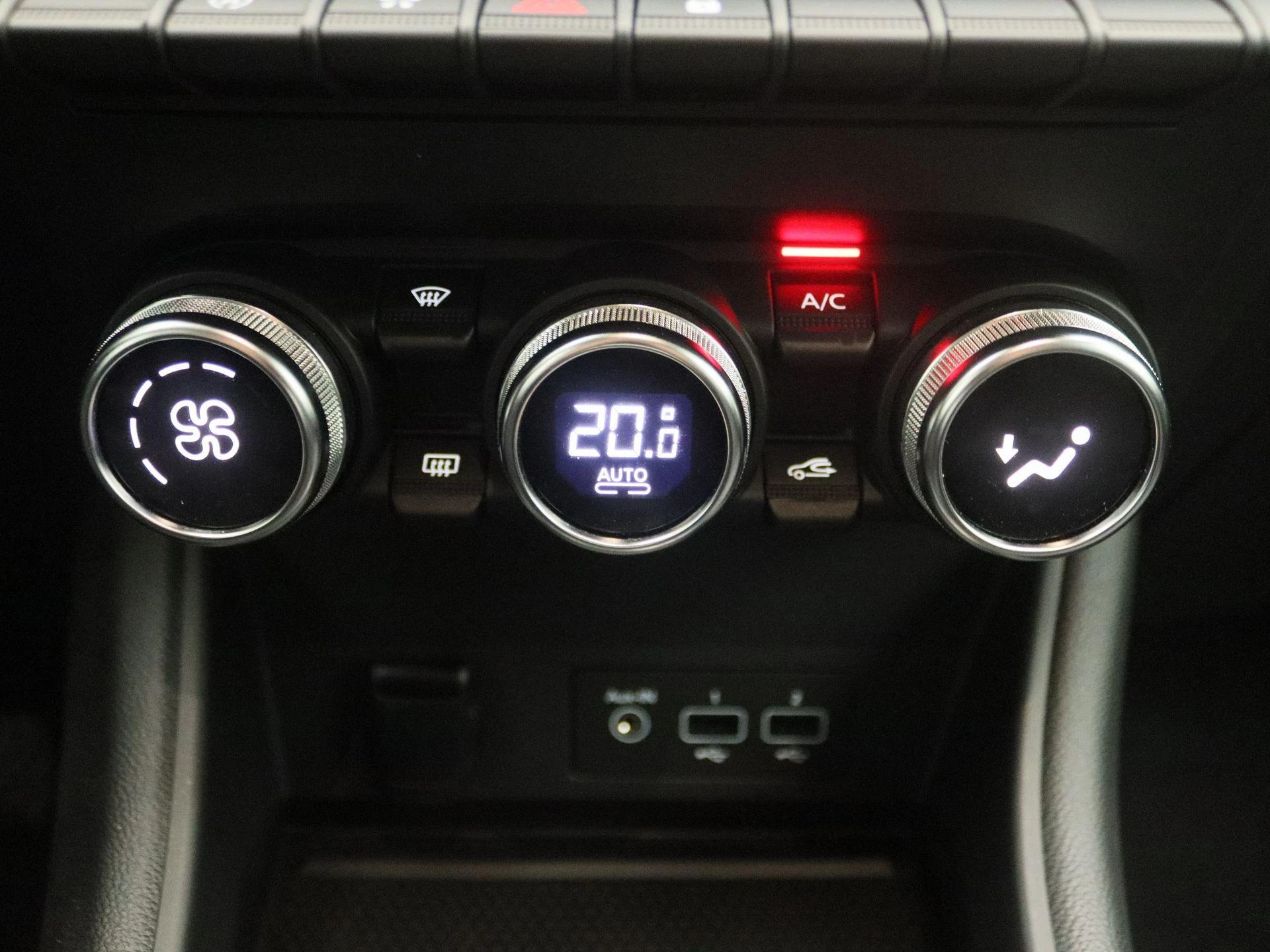 Renault-Captur-image-9