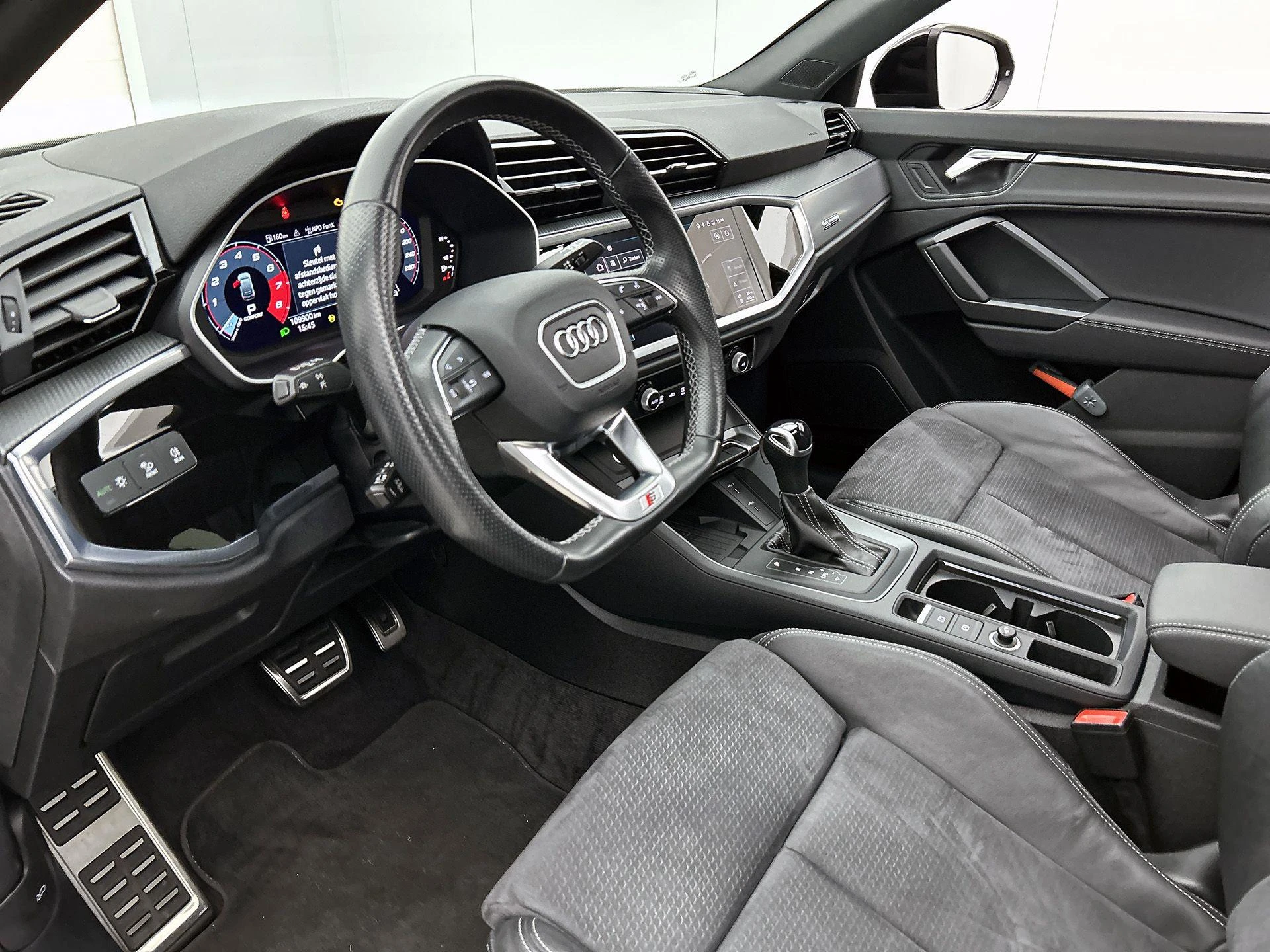 Audi-Q3-image-20