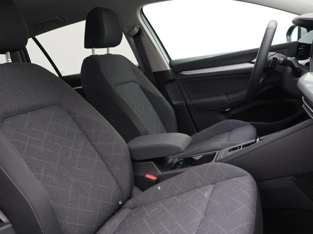 Volkswagen Golf Variant VIII Golf Variant Life 2.0TDI 115PK *AUTOMAAT*CAMERA*ACC*PDC*VIRTUAL COCKPIT*APP-CONNECT*...*