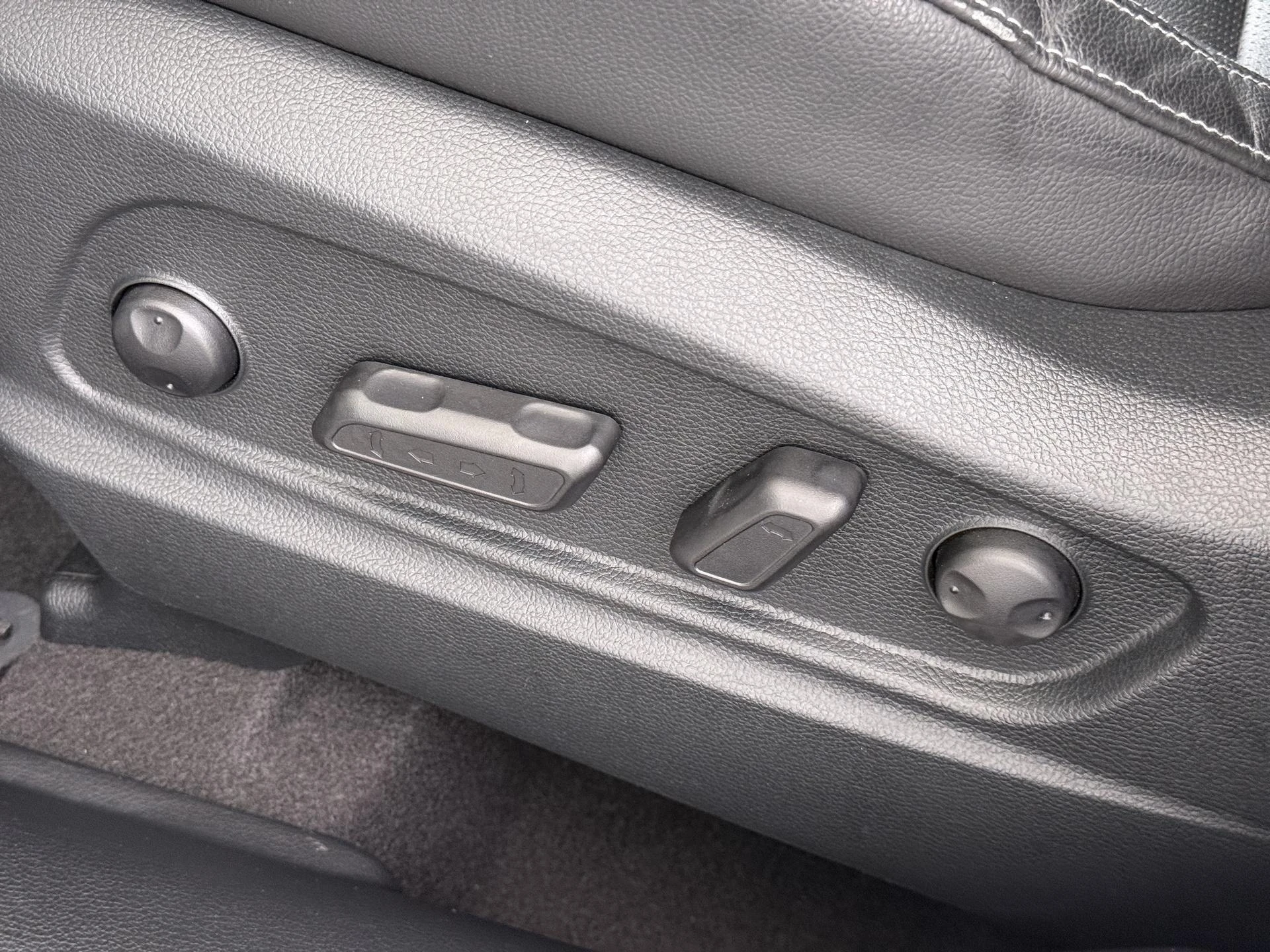 Kia-Carens-image-15
