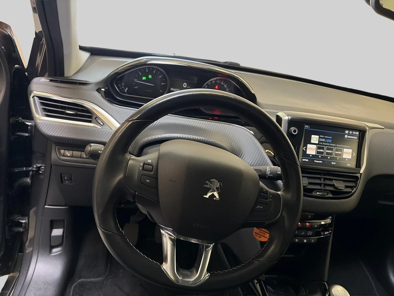 Peugeot-2008-image-9