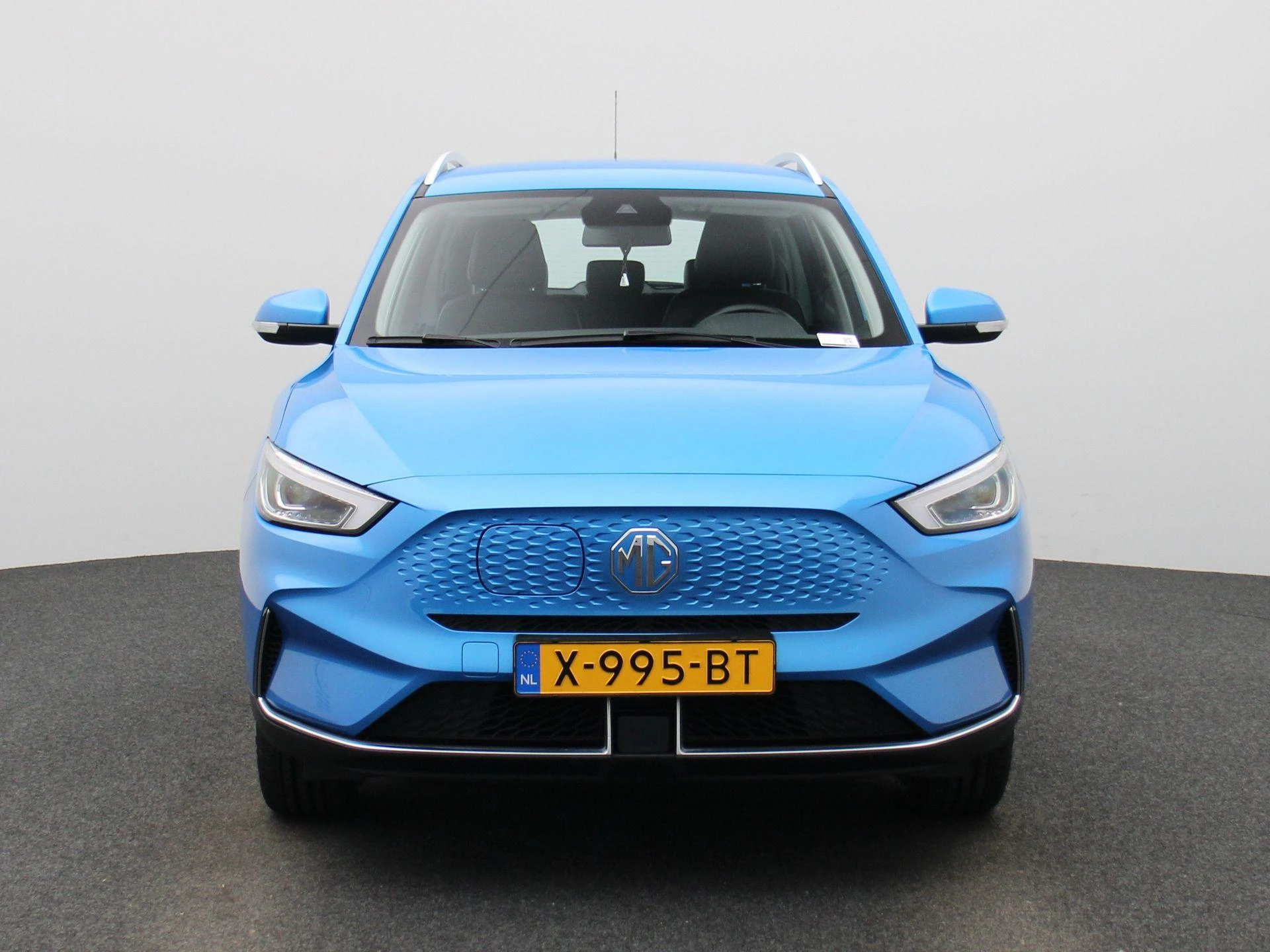 MG-ZS EV-image-2