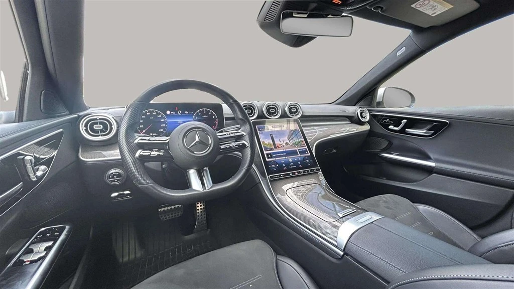 Mercedes-Benz-C-Klasse-image-11