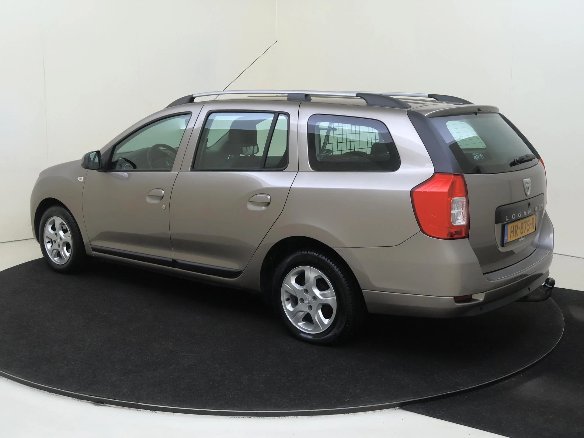 Dacia-Logan-image-2
