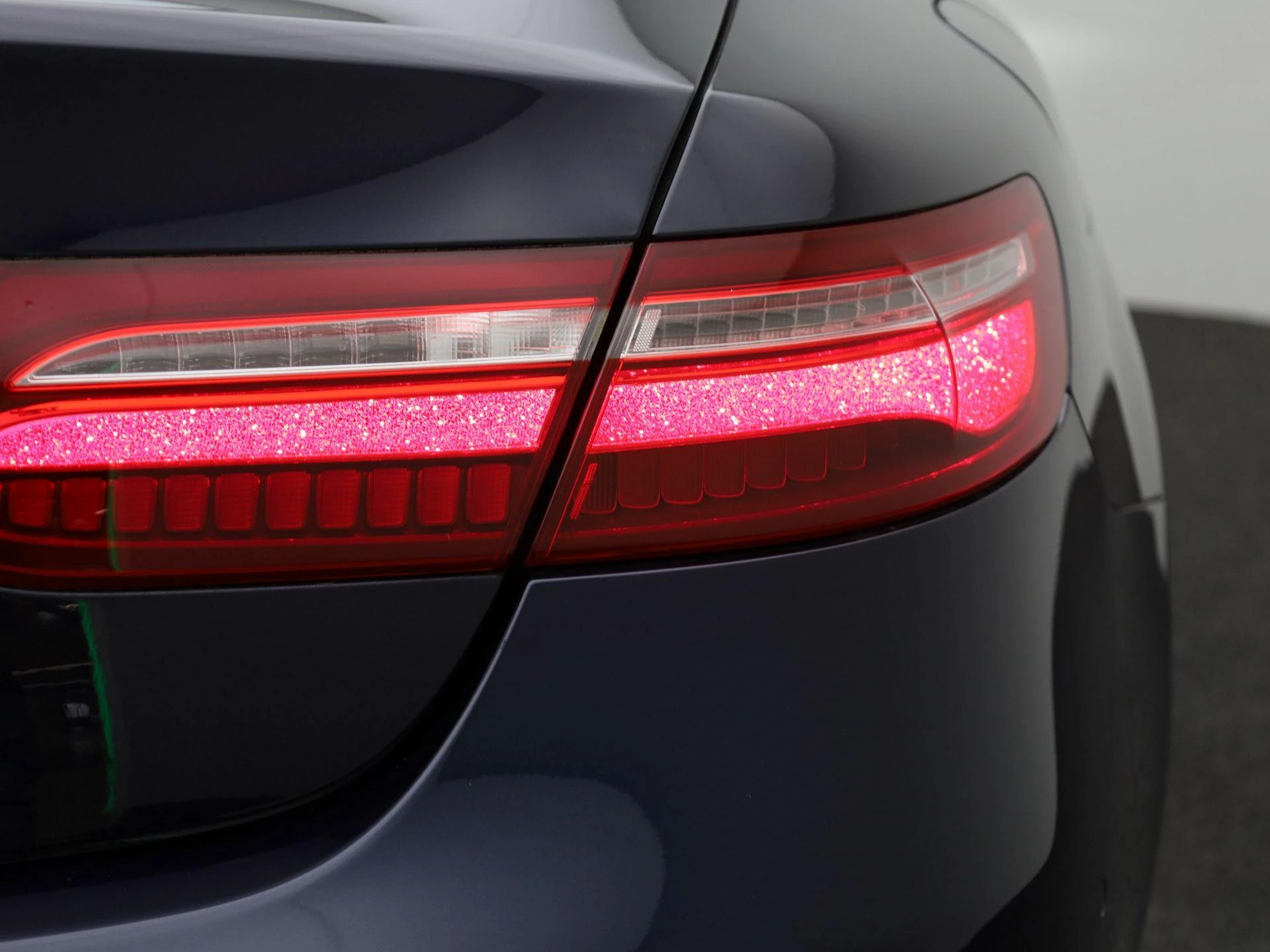 Mercedes-Benz-E-Klasse-image-56
