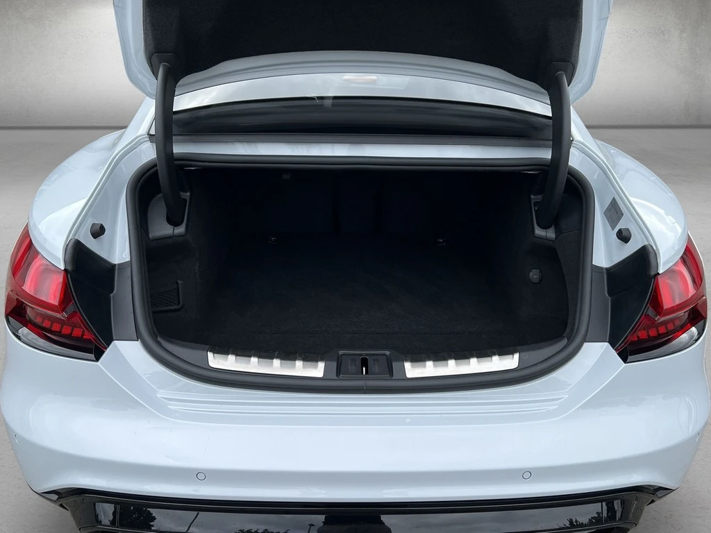 Audi-e-tron GT-image-4