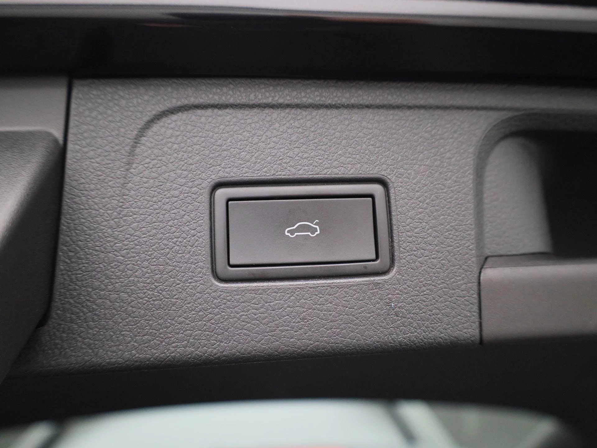 Volkswagen-Passat-image-32