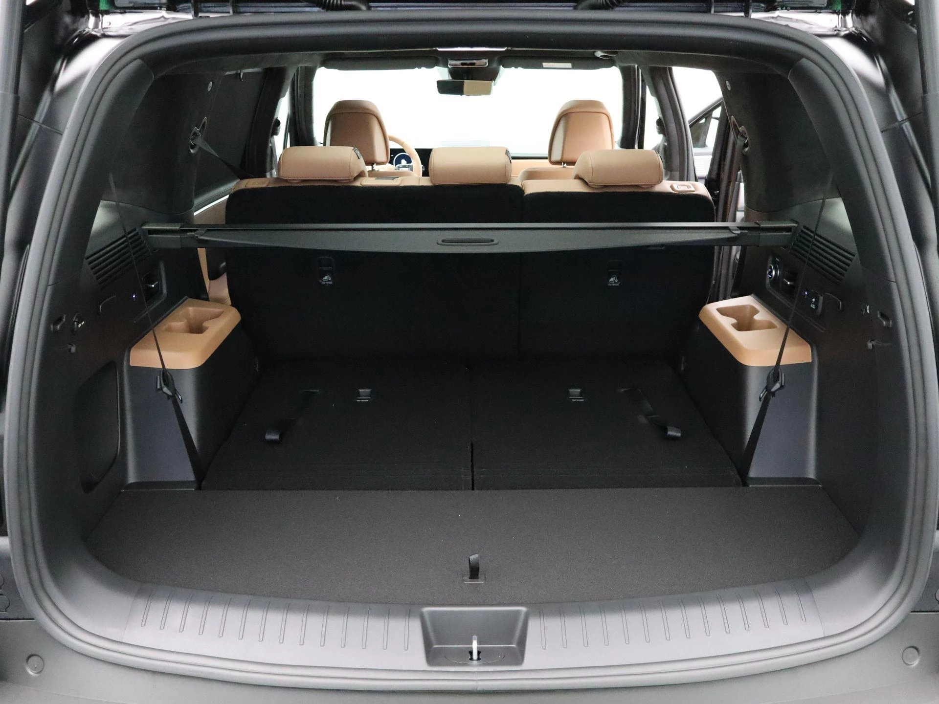 Hyundai-Santa Fe-image-29