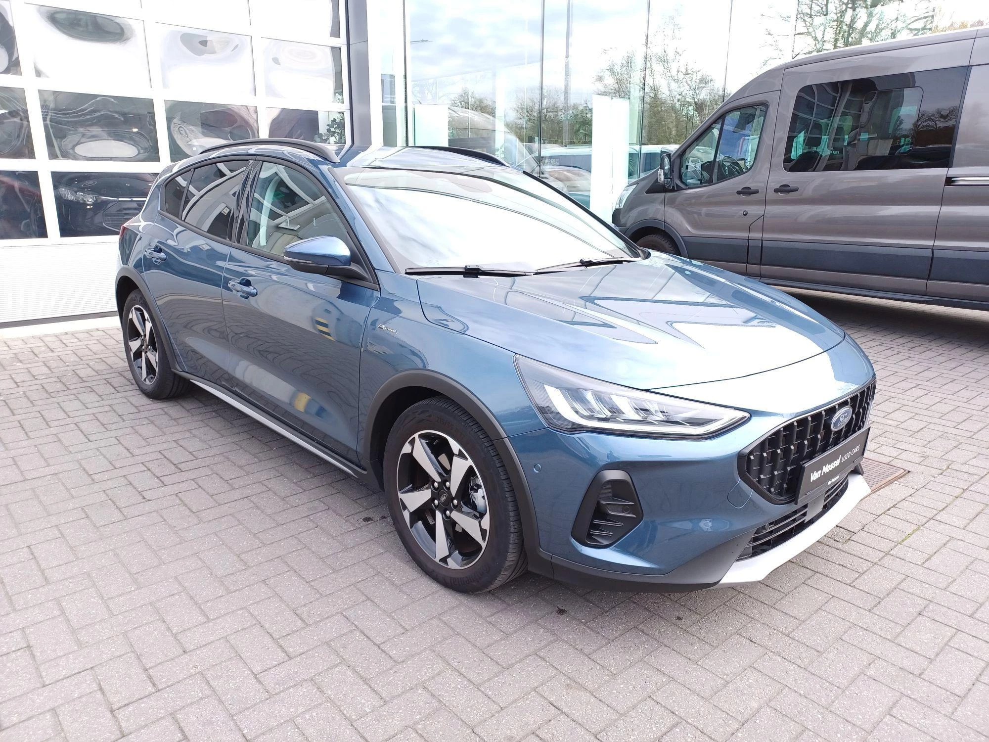 Ford Focus 1.0i EcoBoost MHEV 114kW Active X DCT